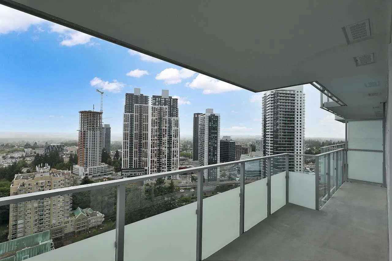 2605 13768 100 Avenue