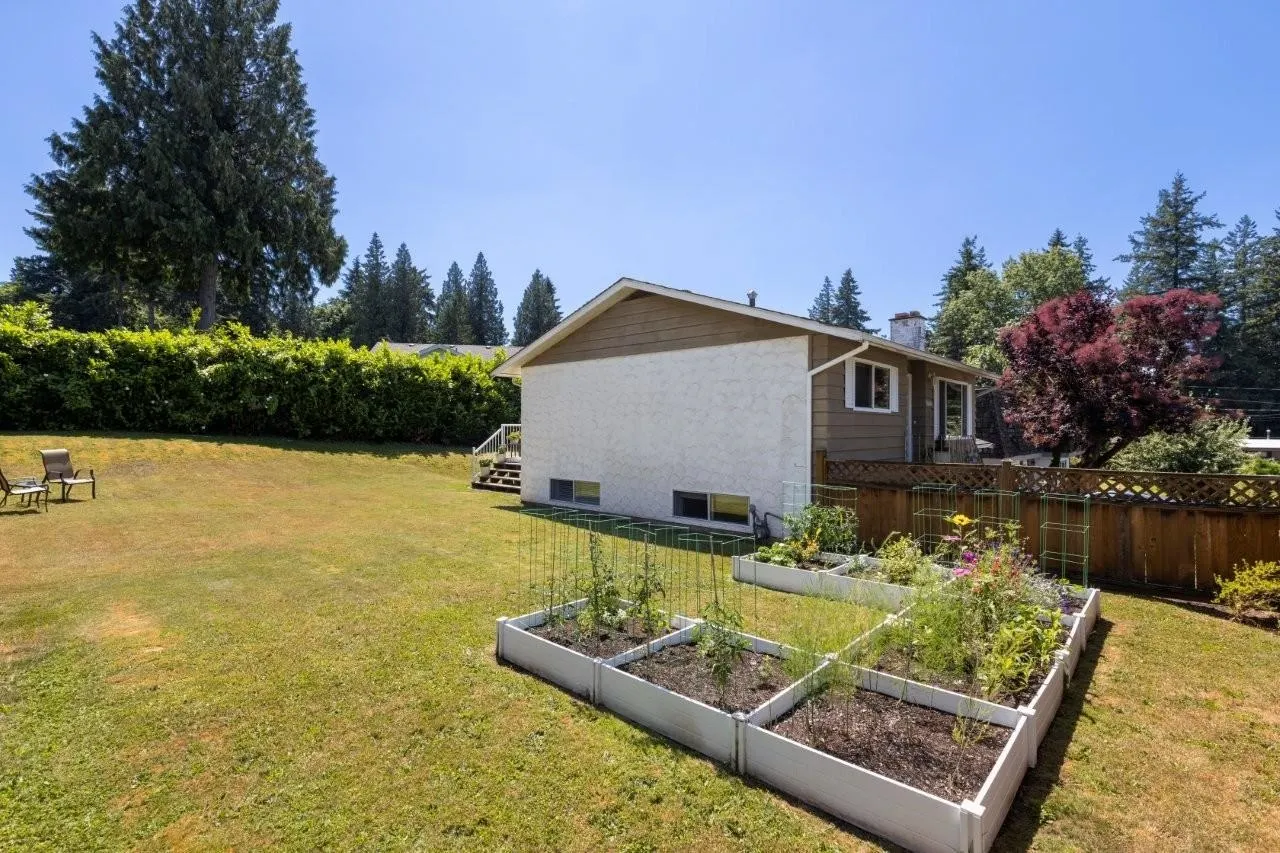 34448 Eton Crescent