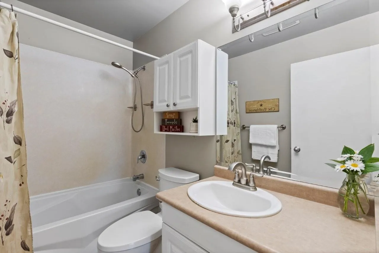 34448 Eton Crescent