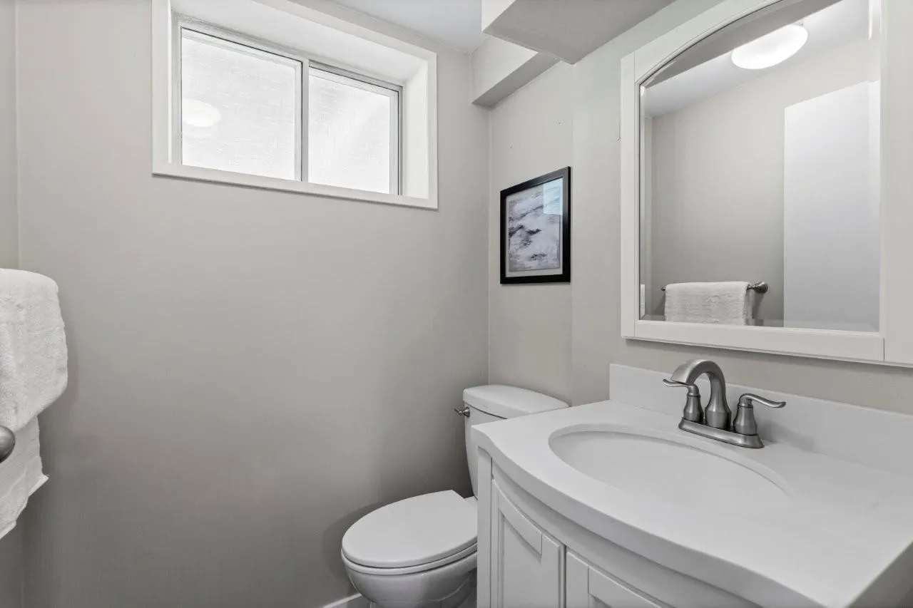 34448 Eton Crescent