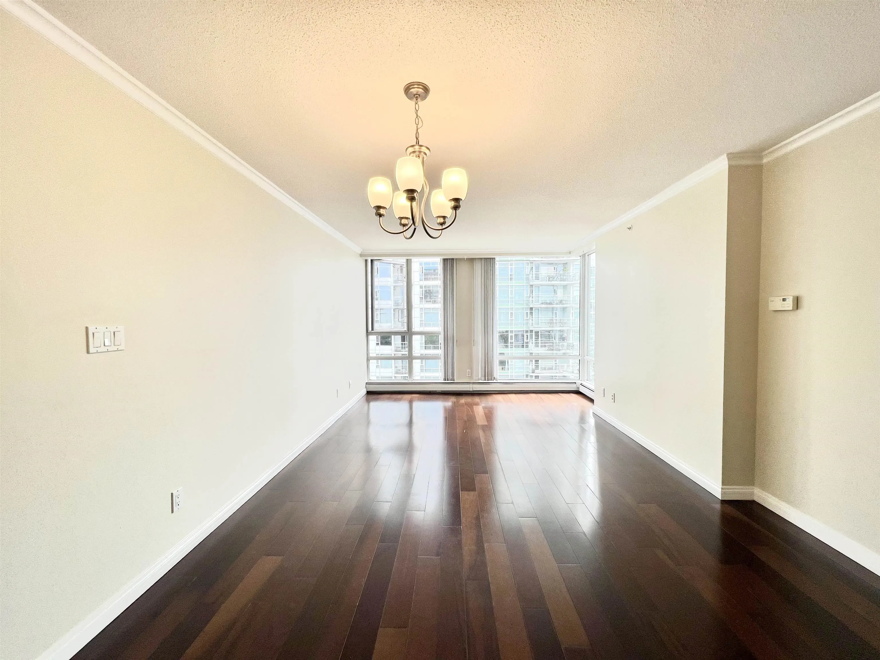 1002 1201 Marinaside Crescent