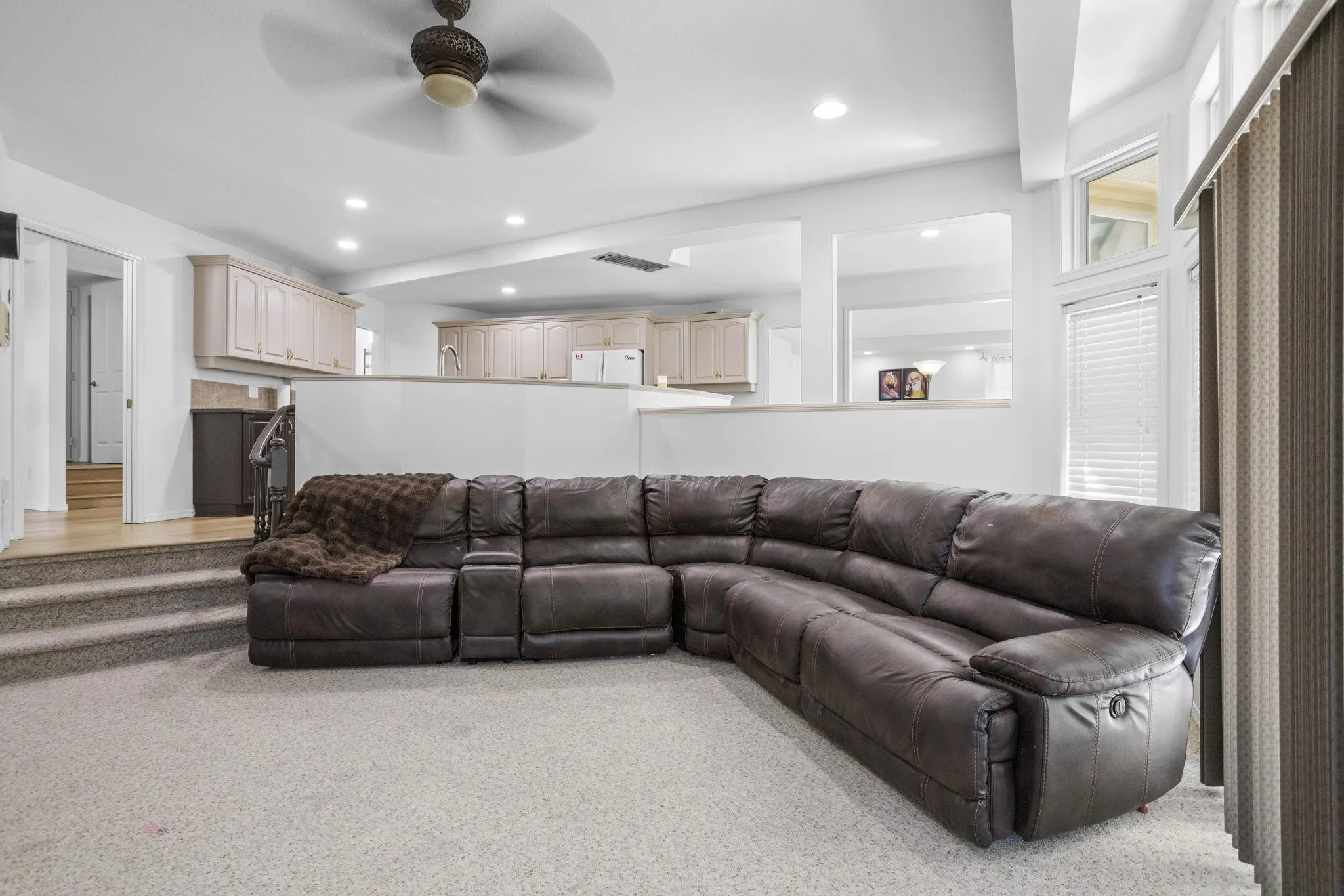 3737 Lethbridge Drive