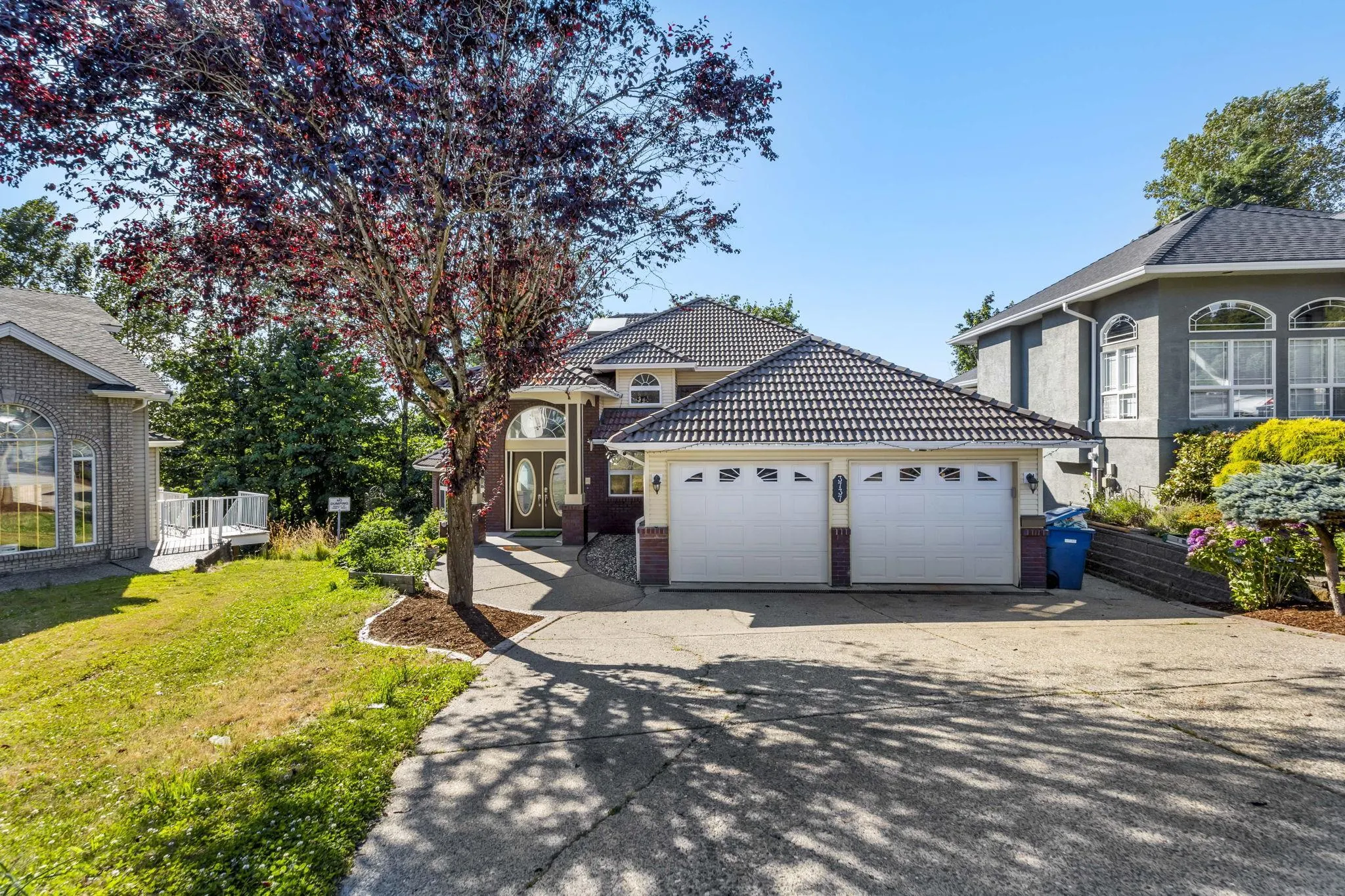 3737 Lethbridge Drive