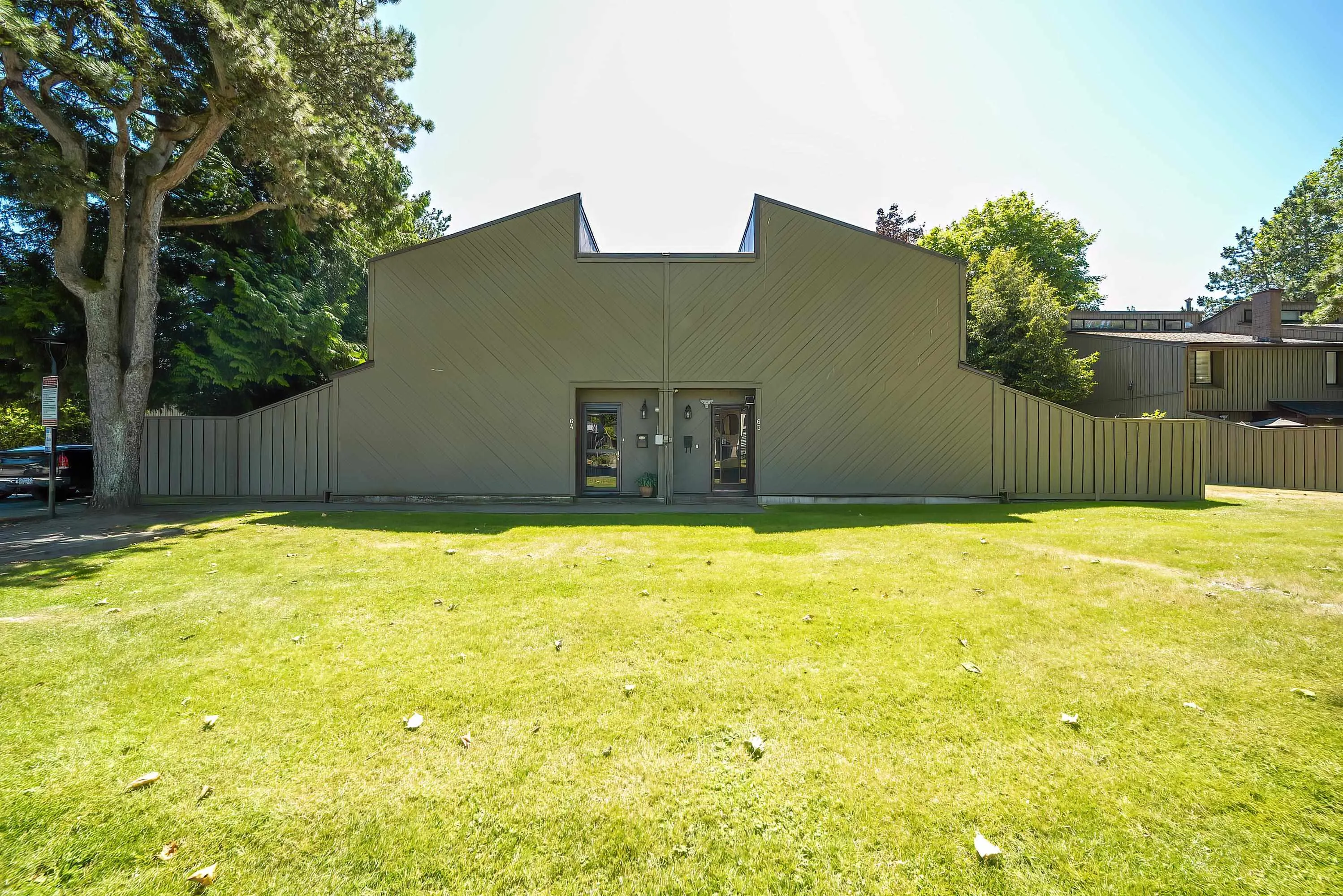 63 9240 Glenacres Drive