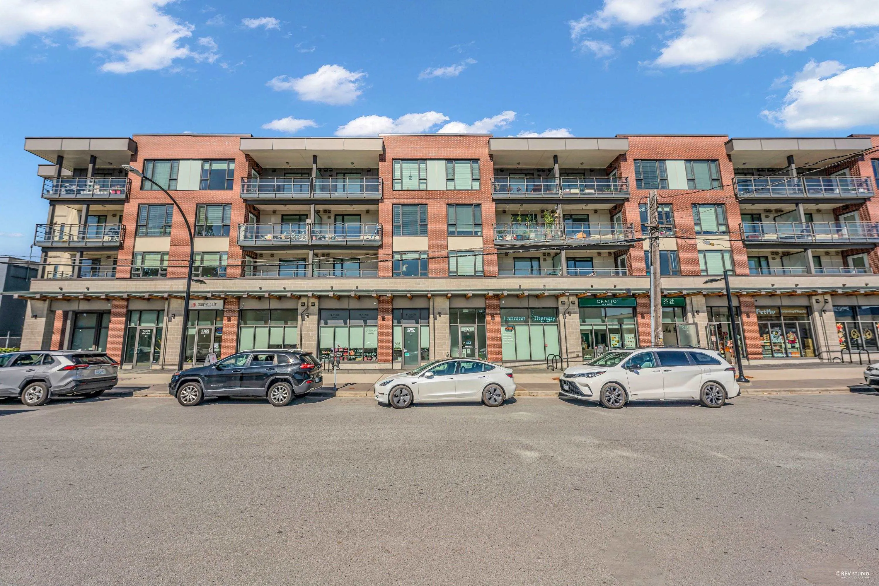 PH47 5355 Lane Street