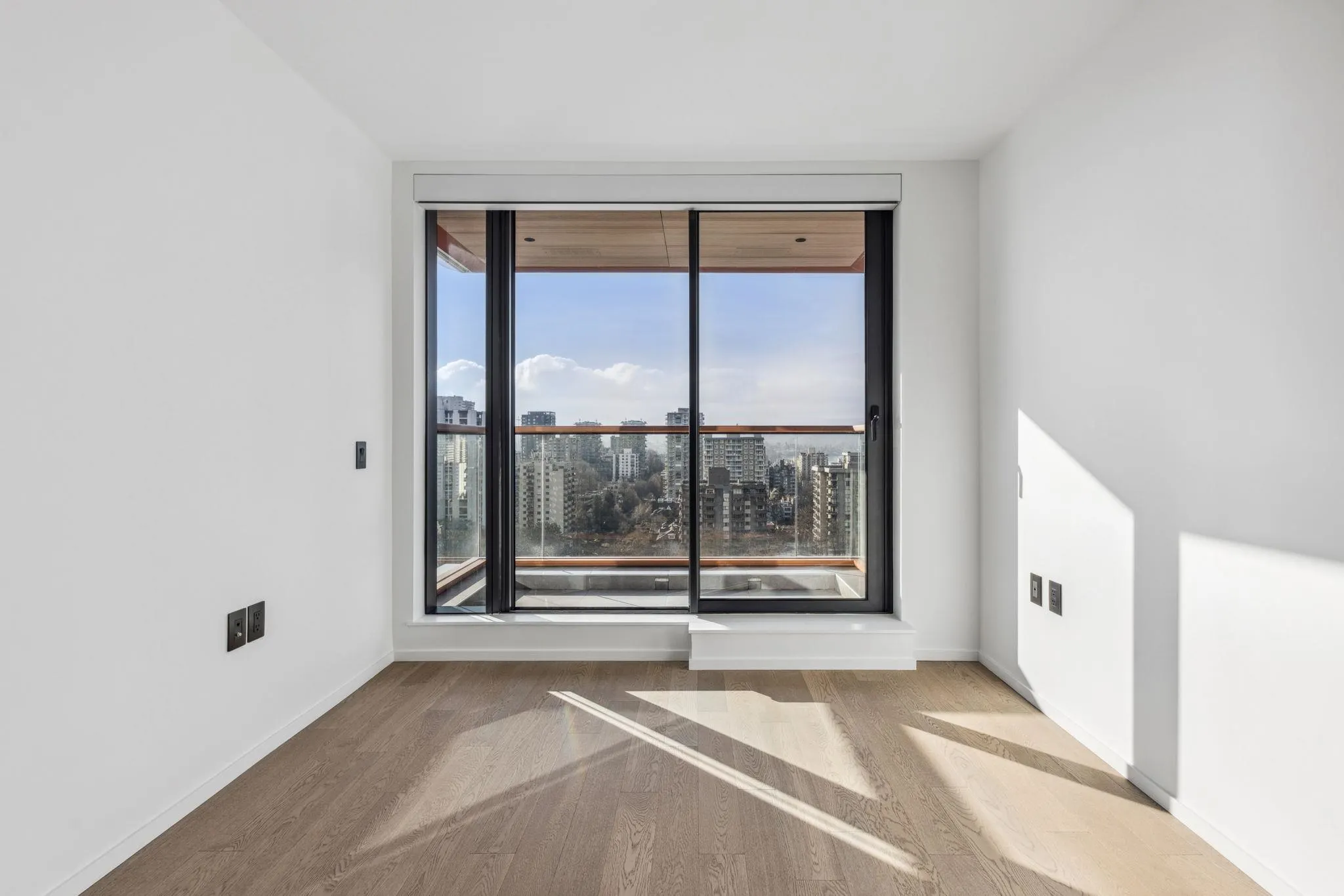 1901 1408 Robson Street