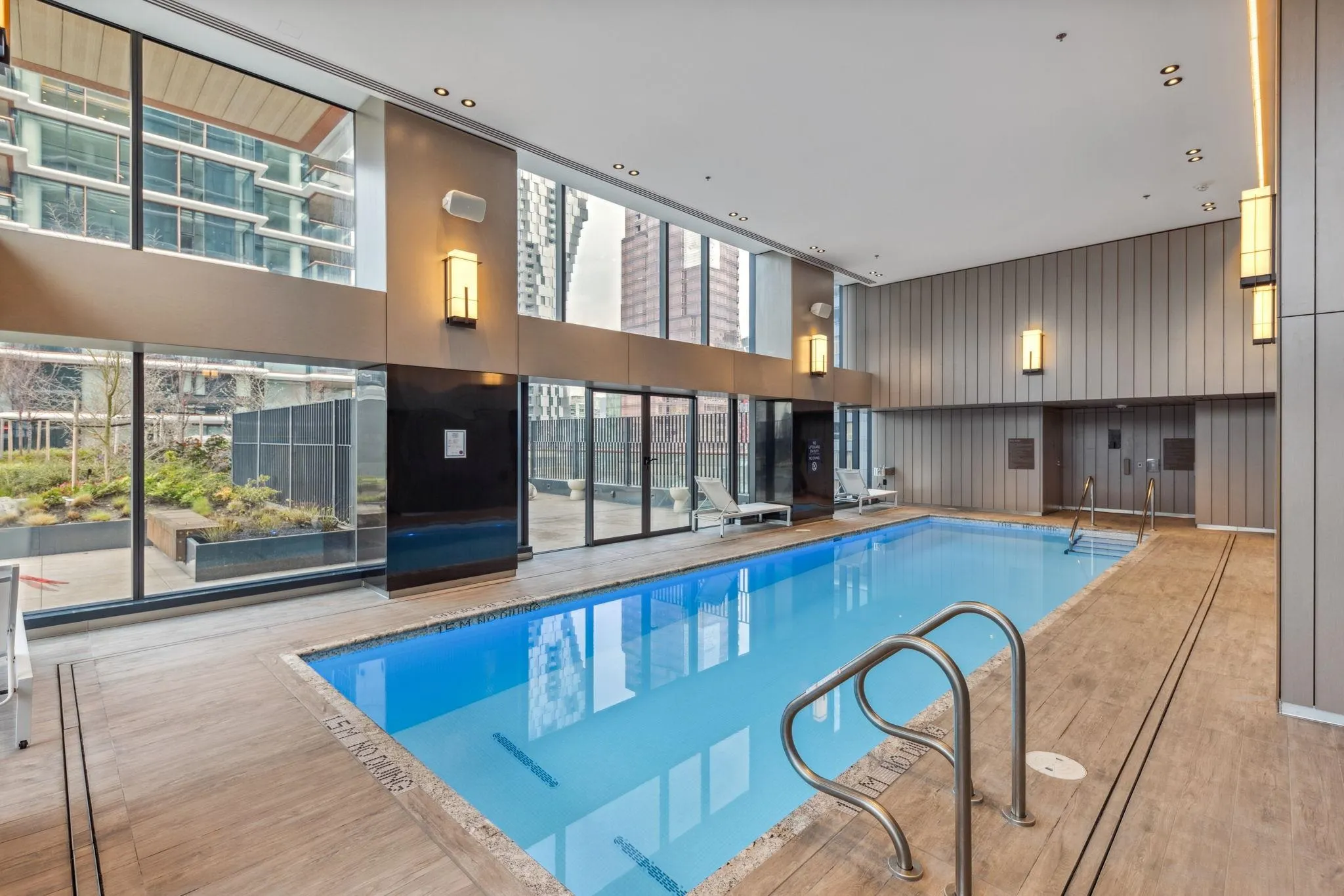 1901 1408 Robson Street