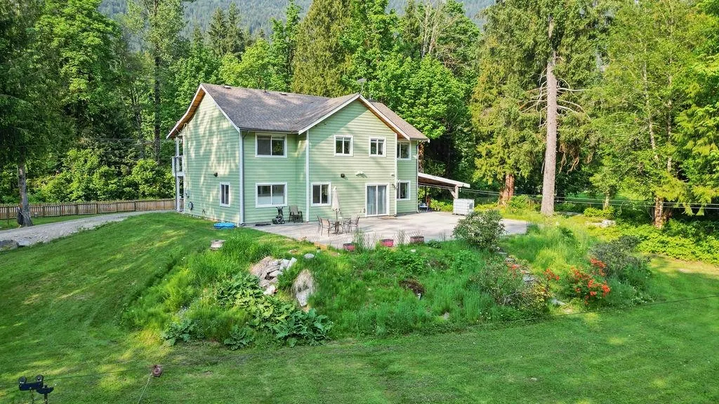 14605 Squamish Valley Road