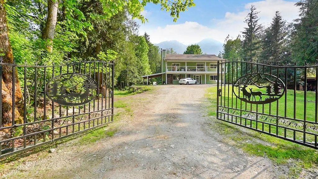 14605 Squamish Valley Road