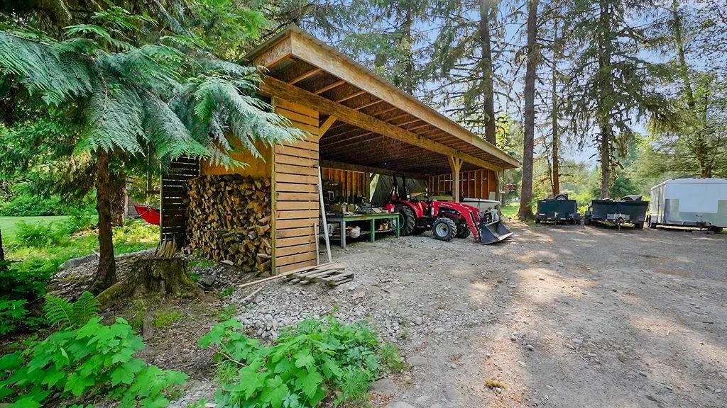 14605 Squamish Valley Road