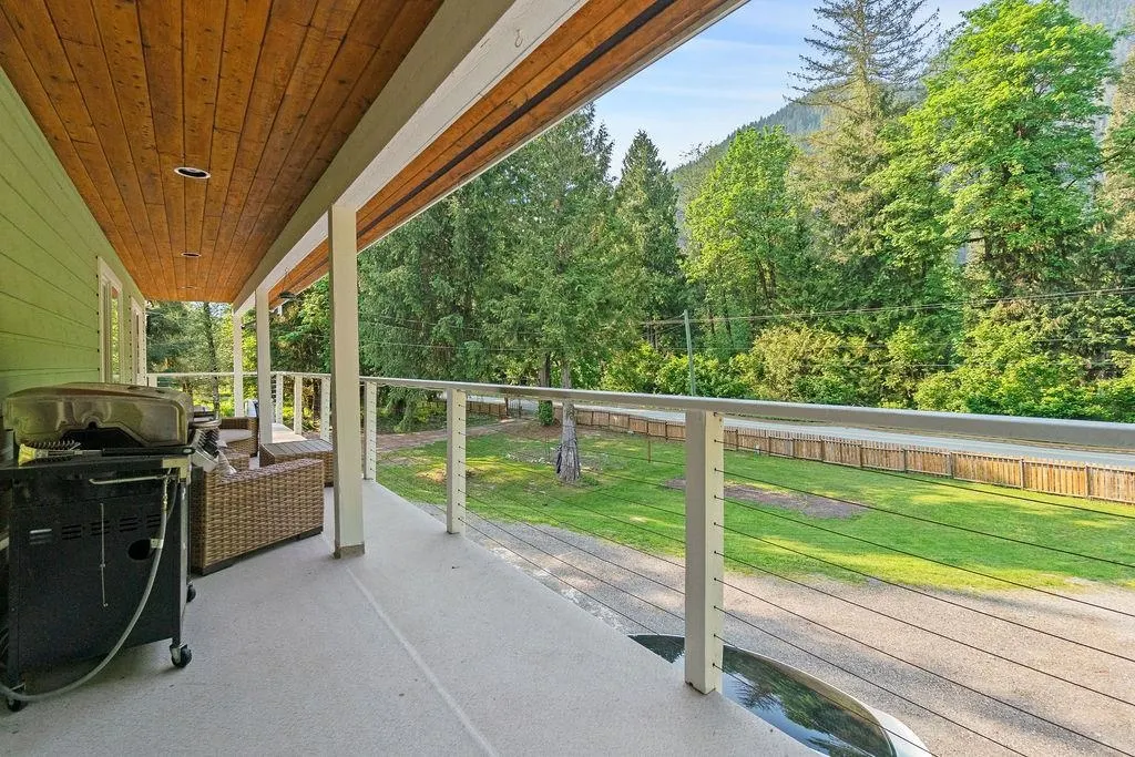 14605 Squamish Valley Road