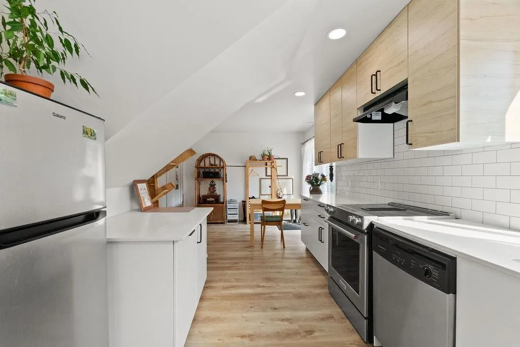 14605 Squamish Valley Road