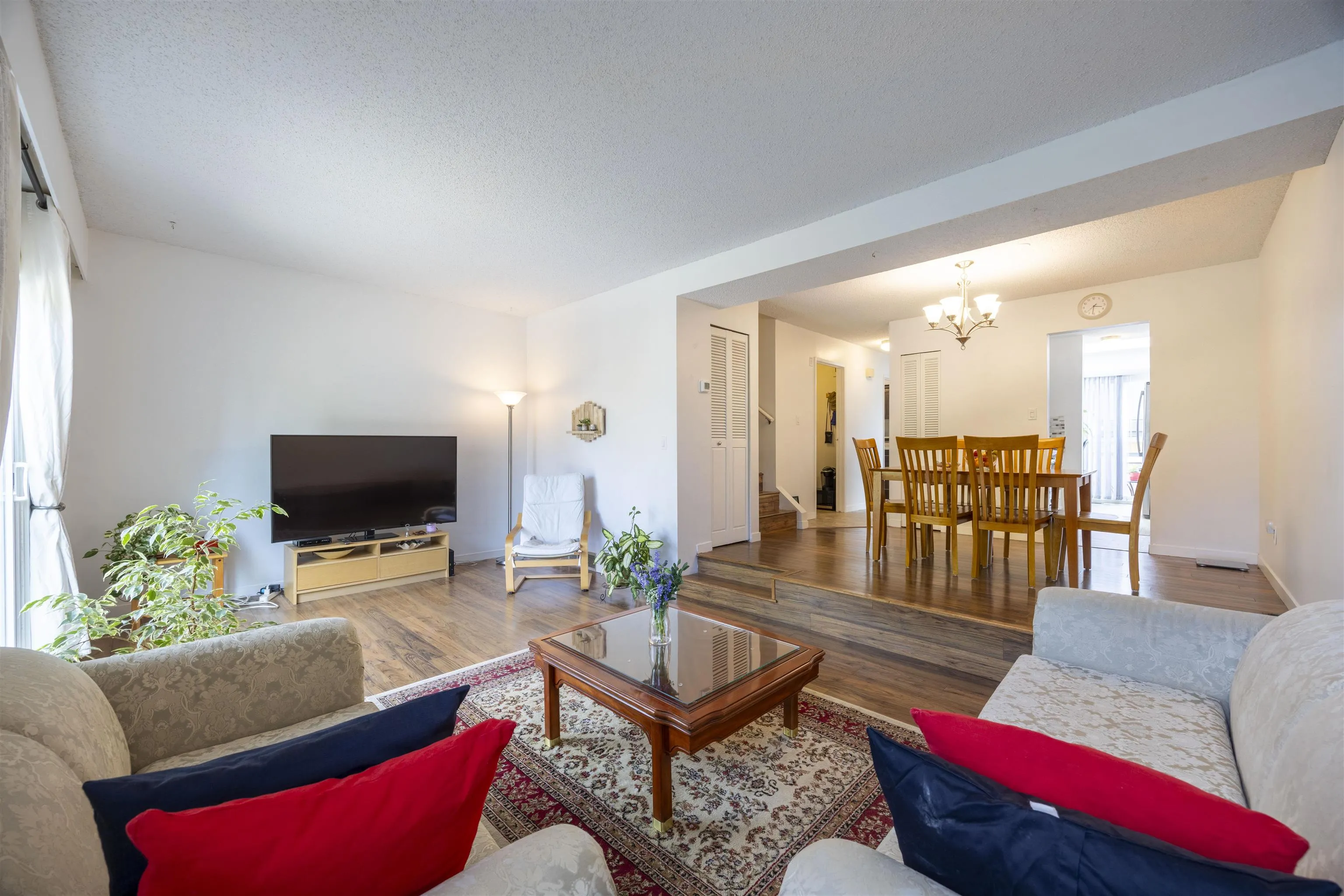 2 19022 119b Avenue