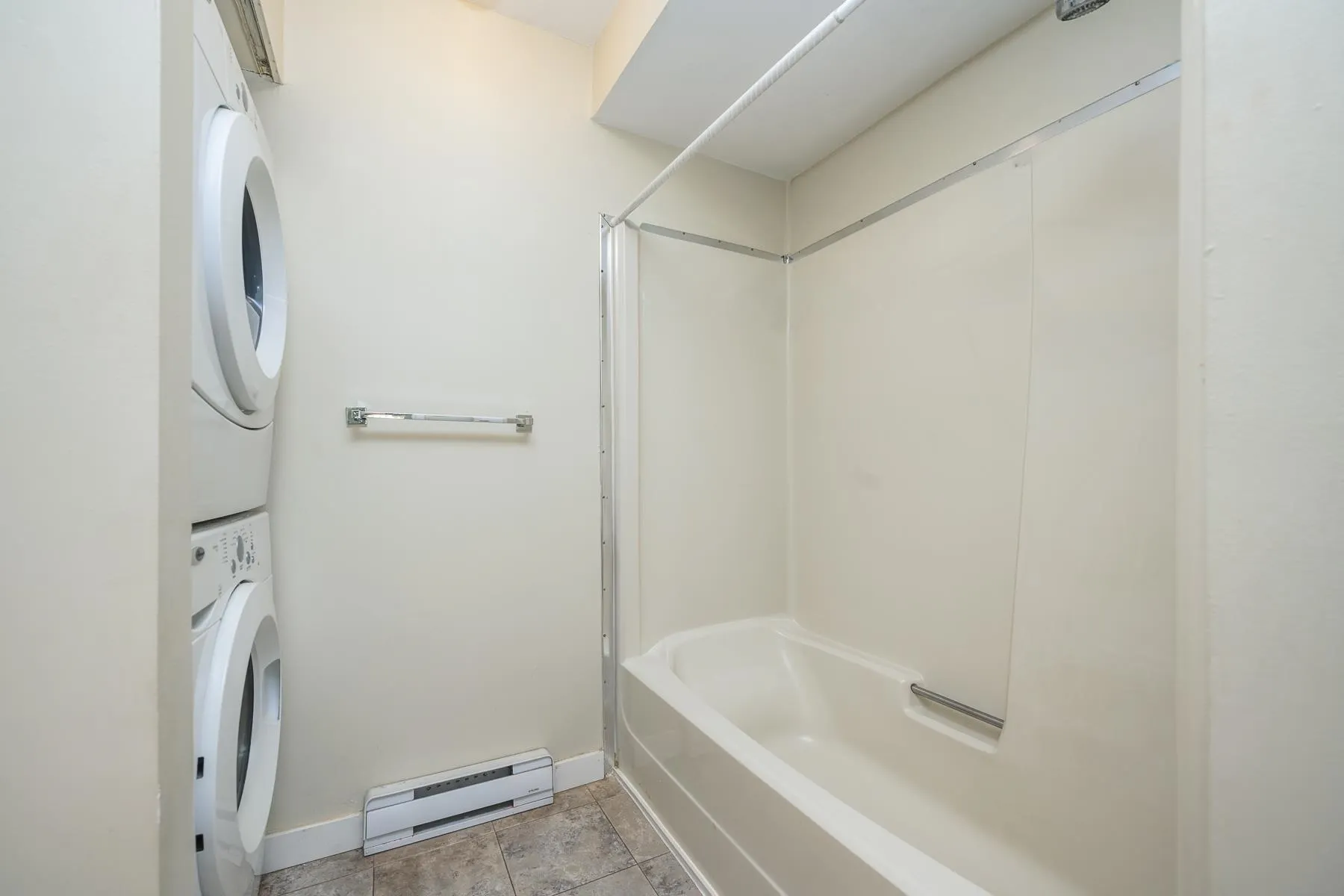 111 1441 Garden Place
