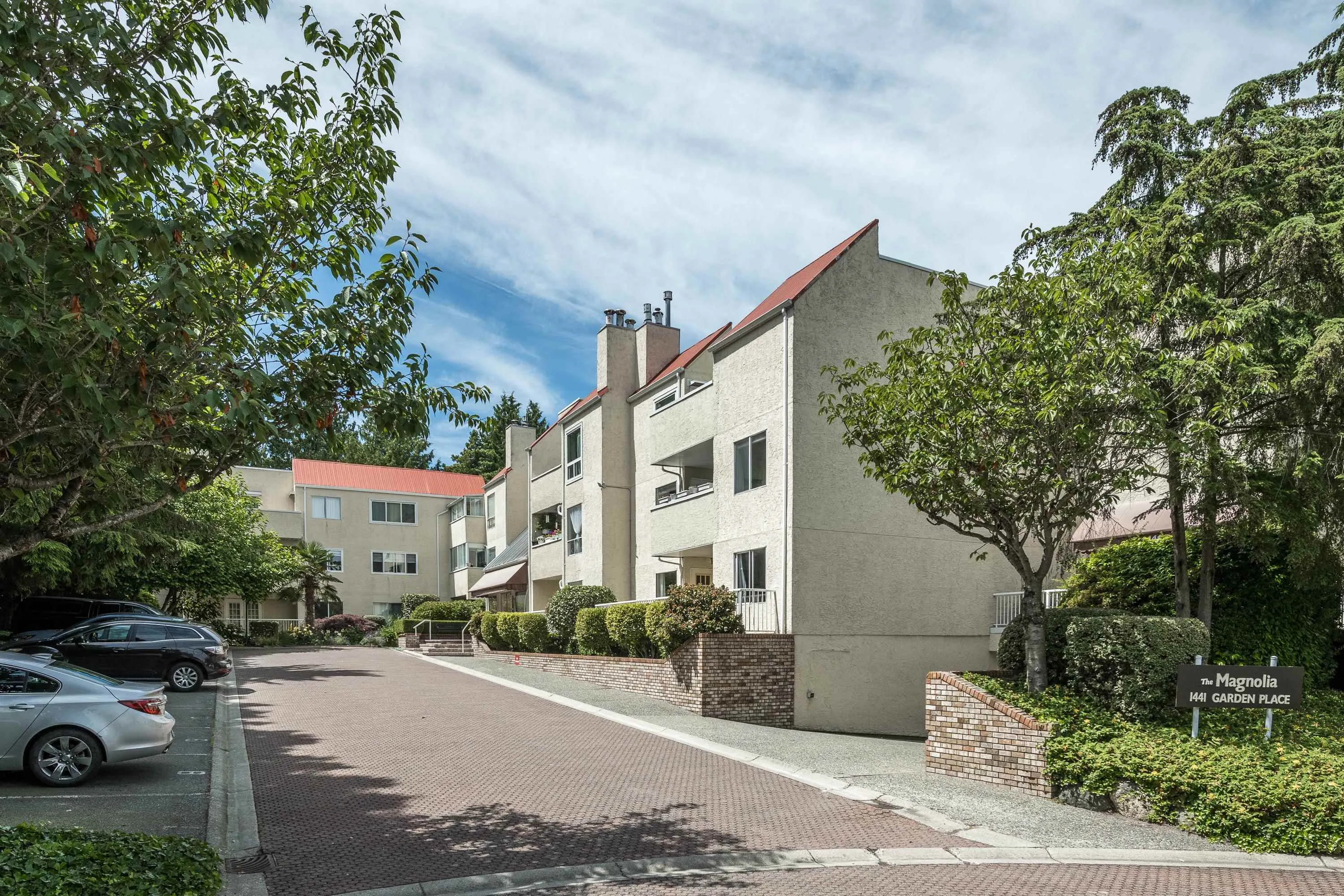 111 1441 Garden Place
