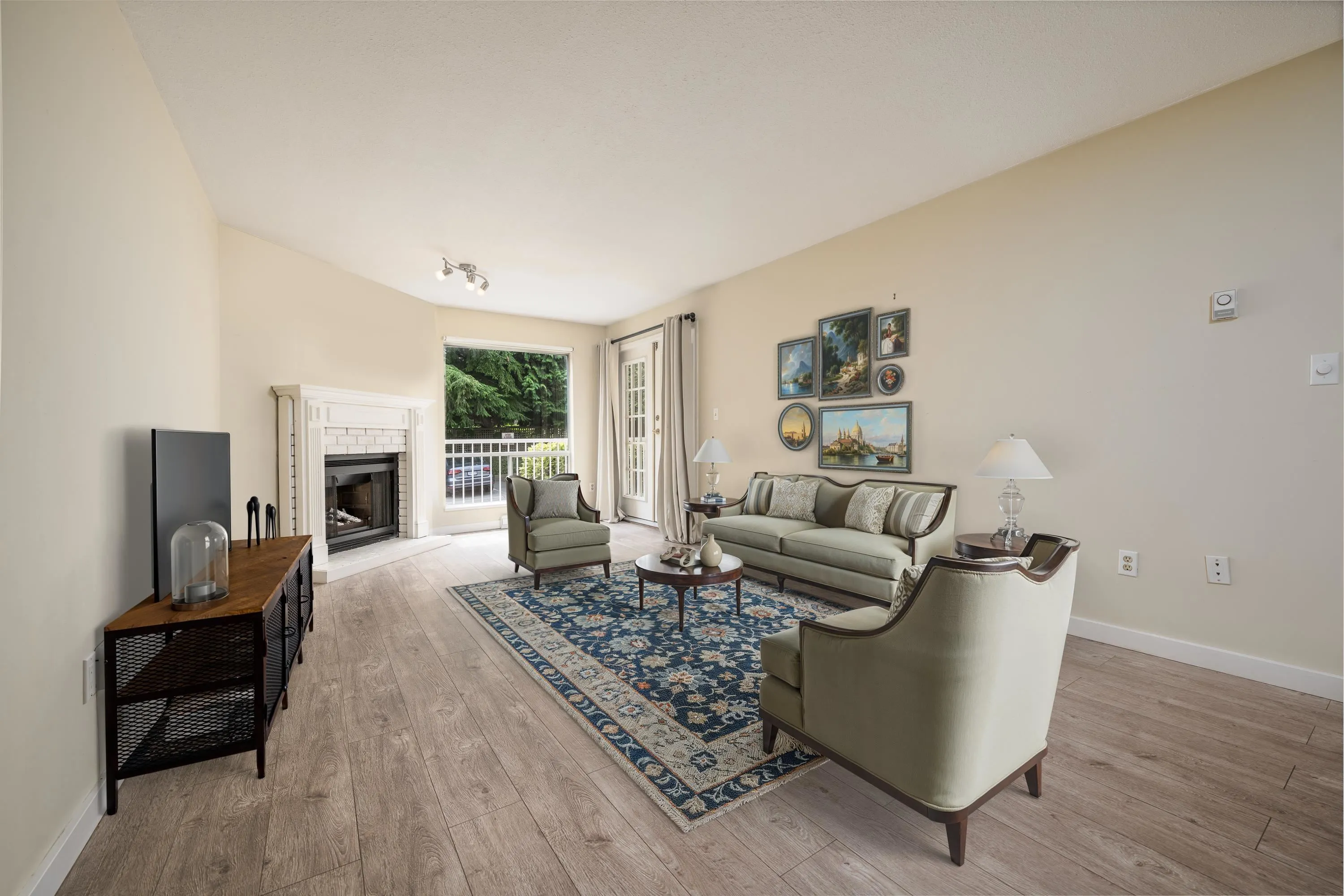 111 1441 Garden Place