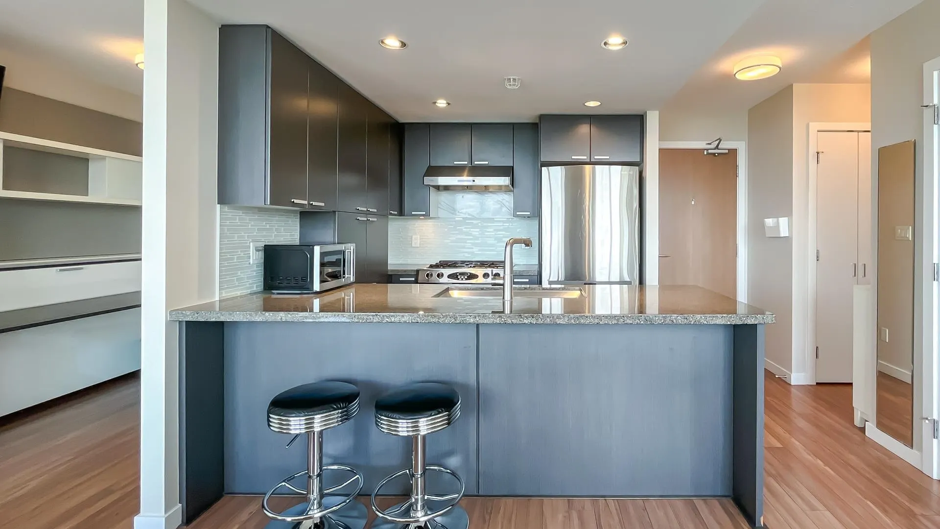 2402 2232 Douglas Road