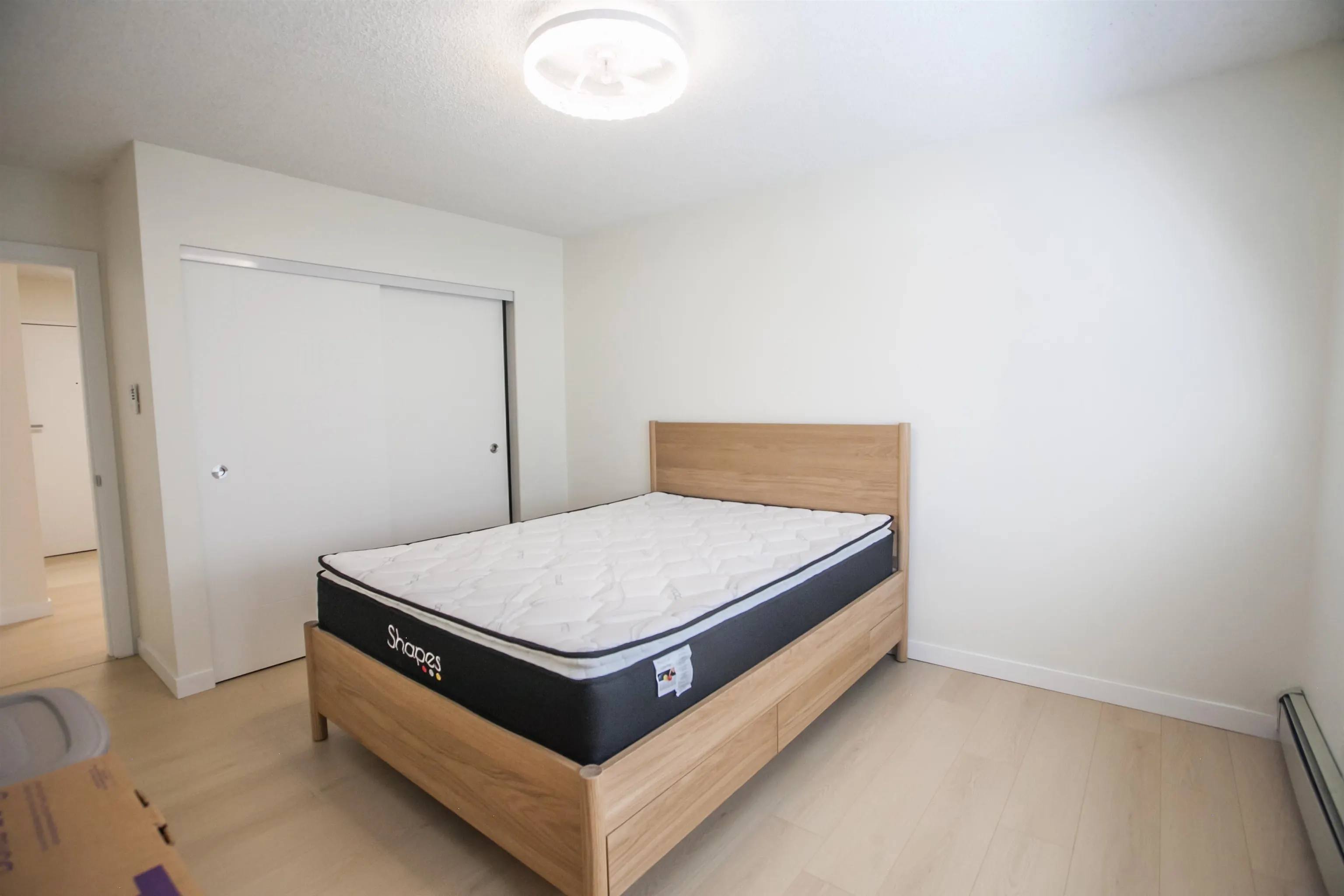 328 8460 Lansdowne Road