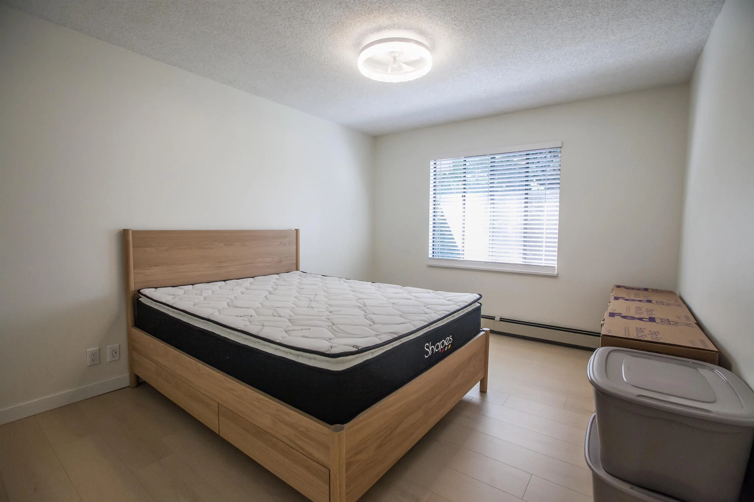 328 8460 Lansdowne Road