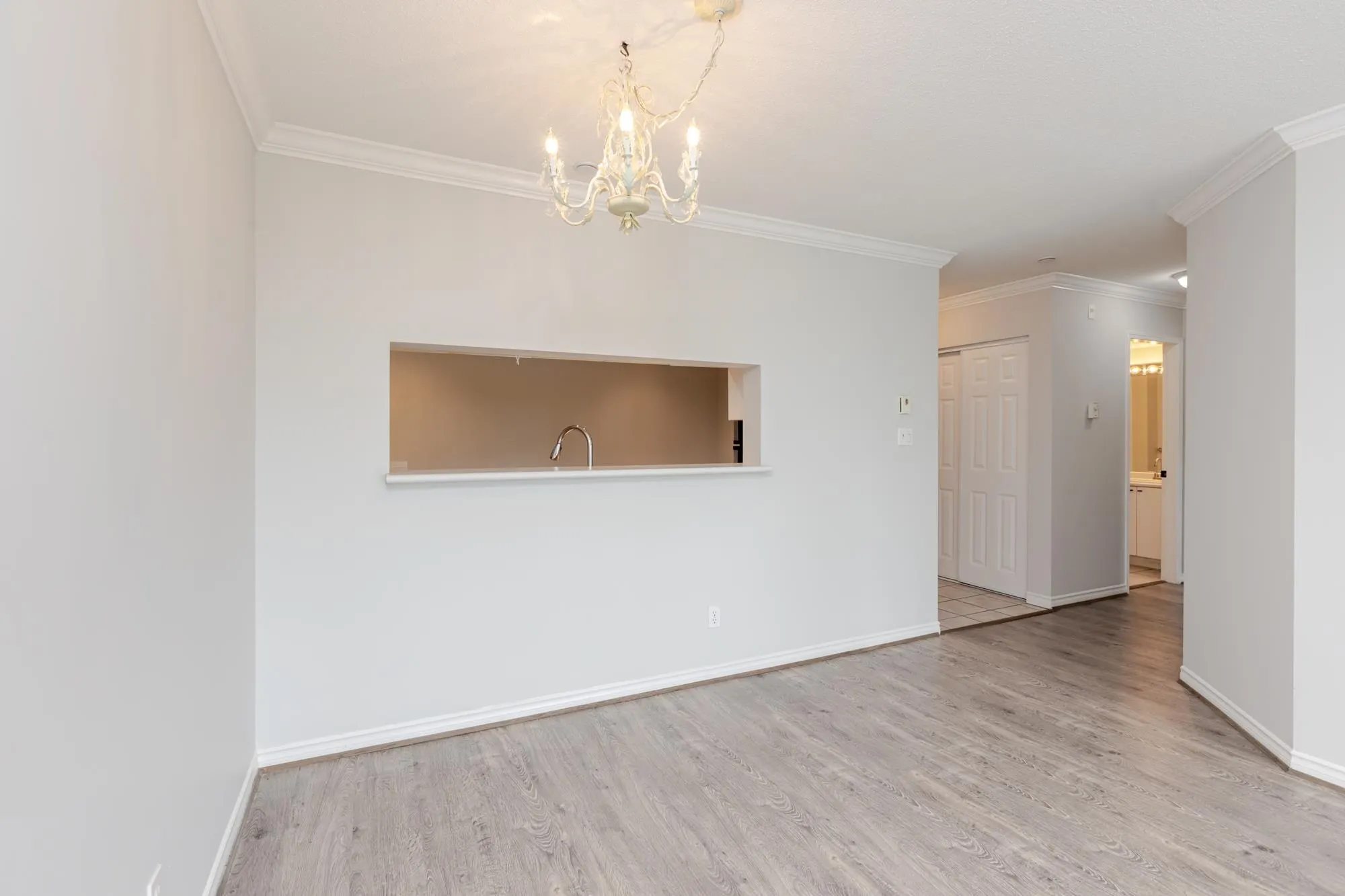 208 16137 83 Avenue