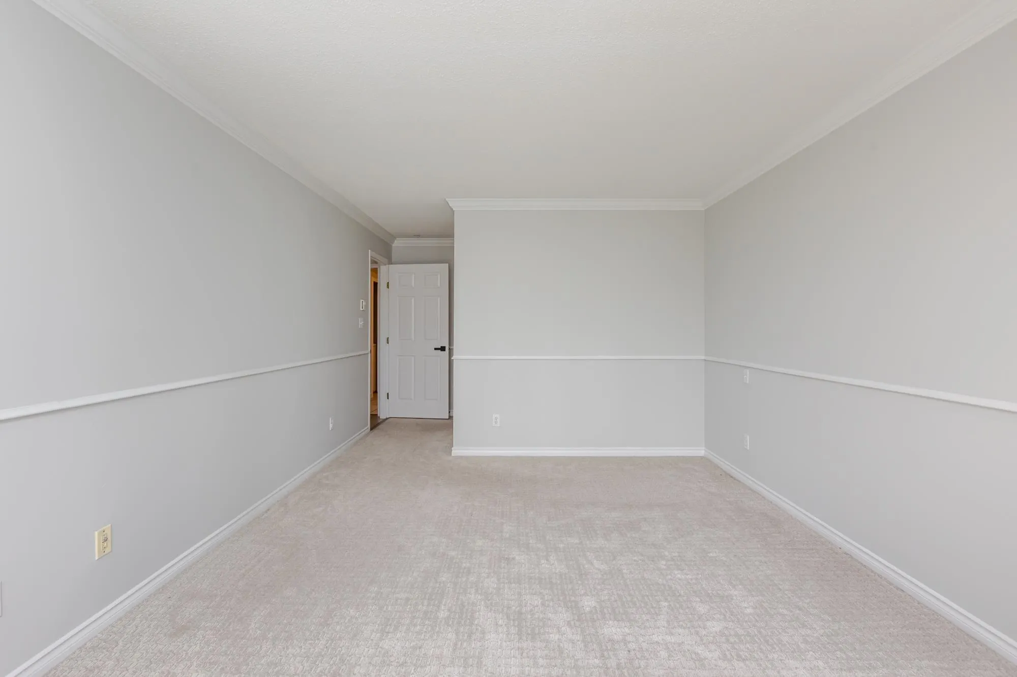 208 16137 83 Avenue