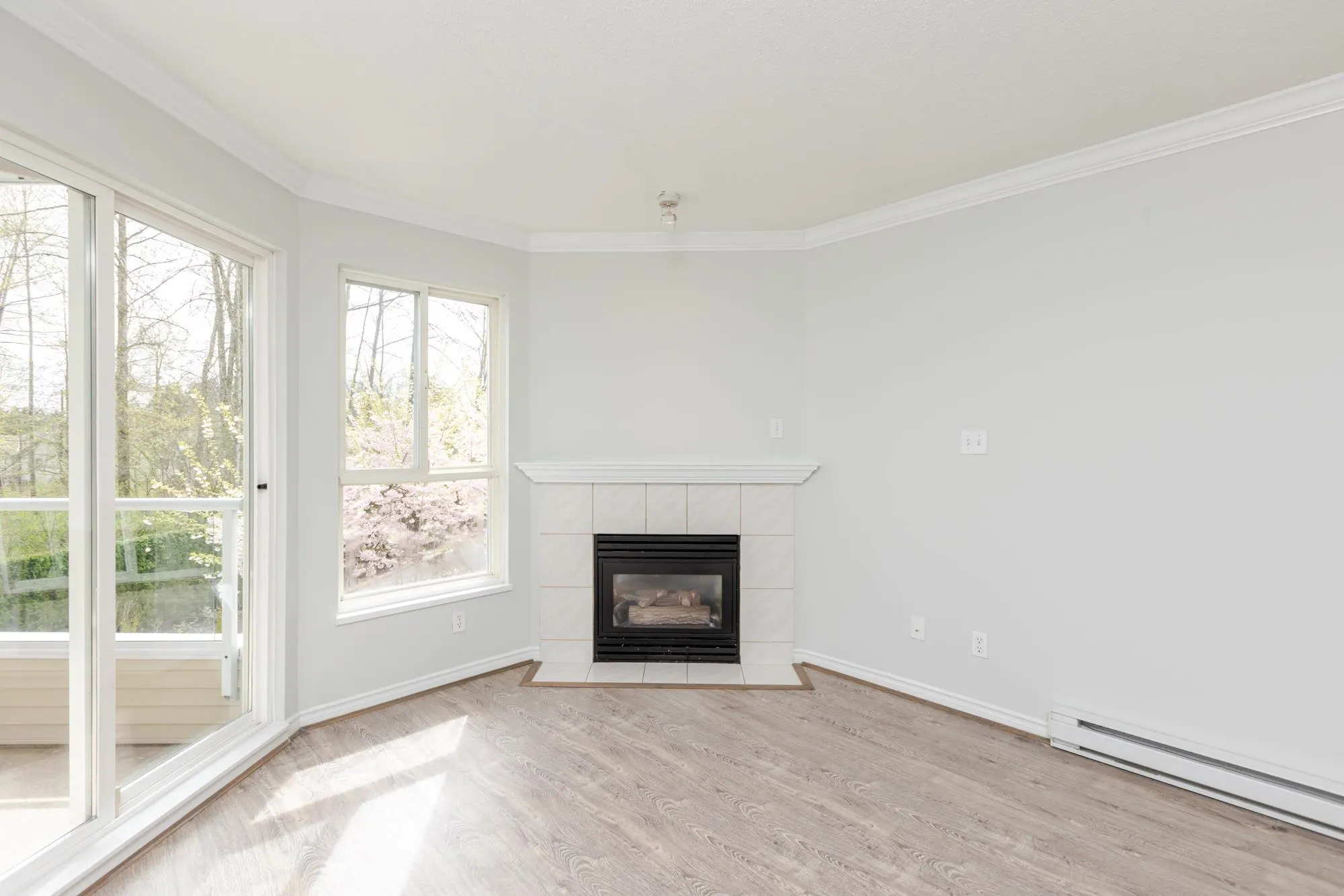 208 16137 83 Avenue
