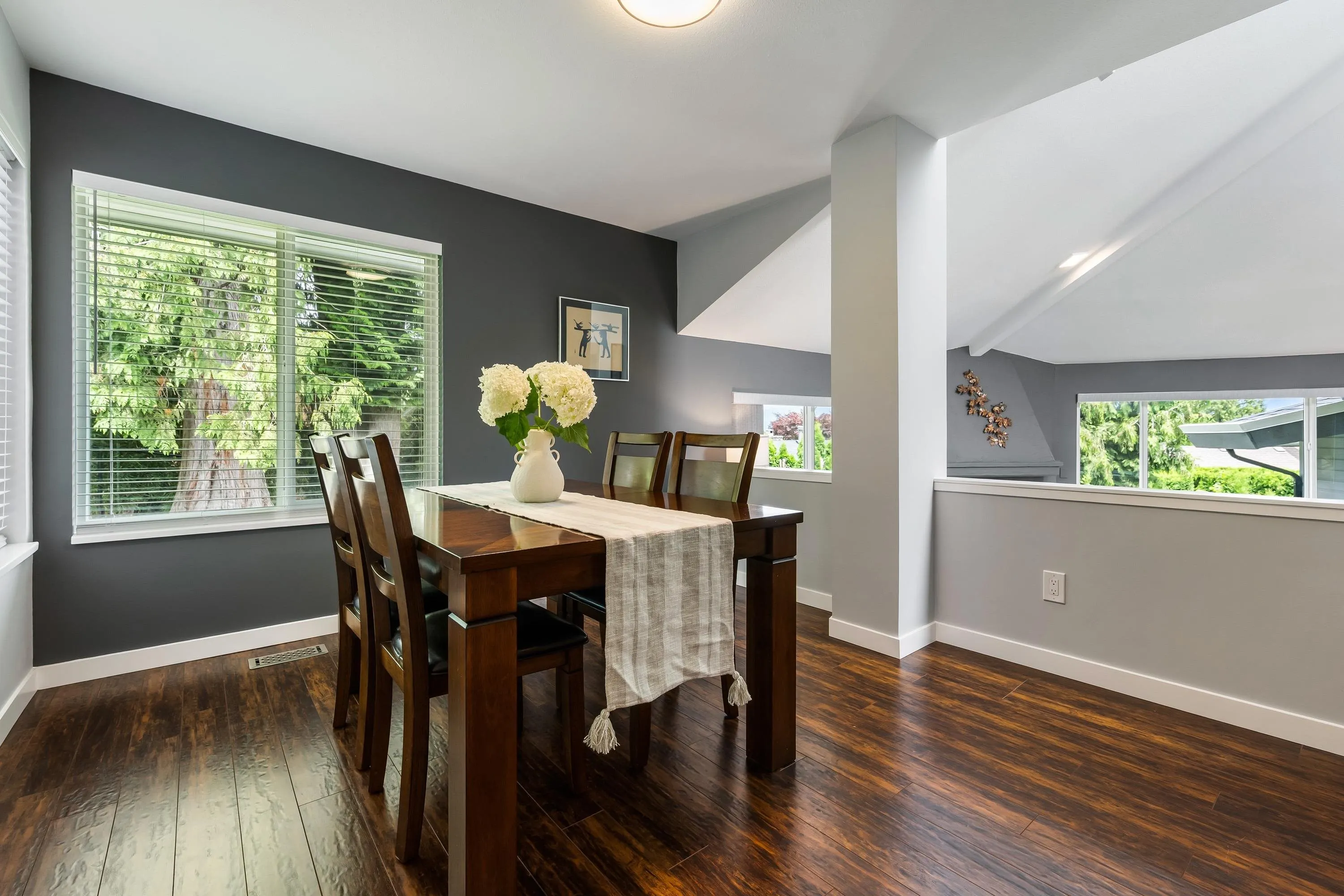 10023 Eagle Crescent