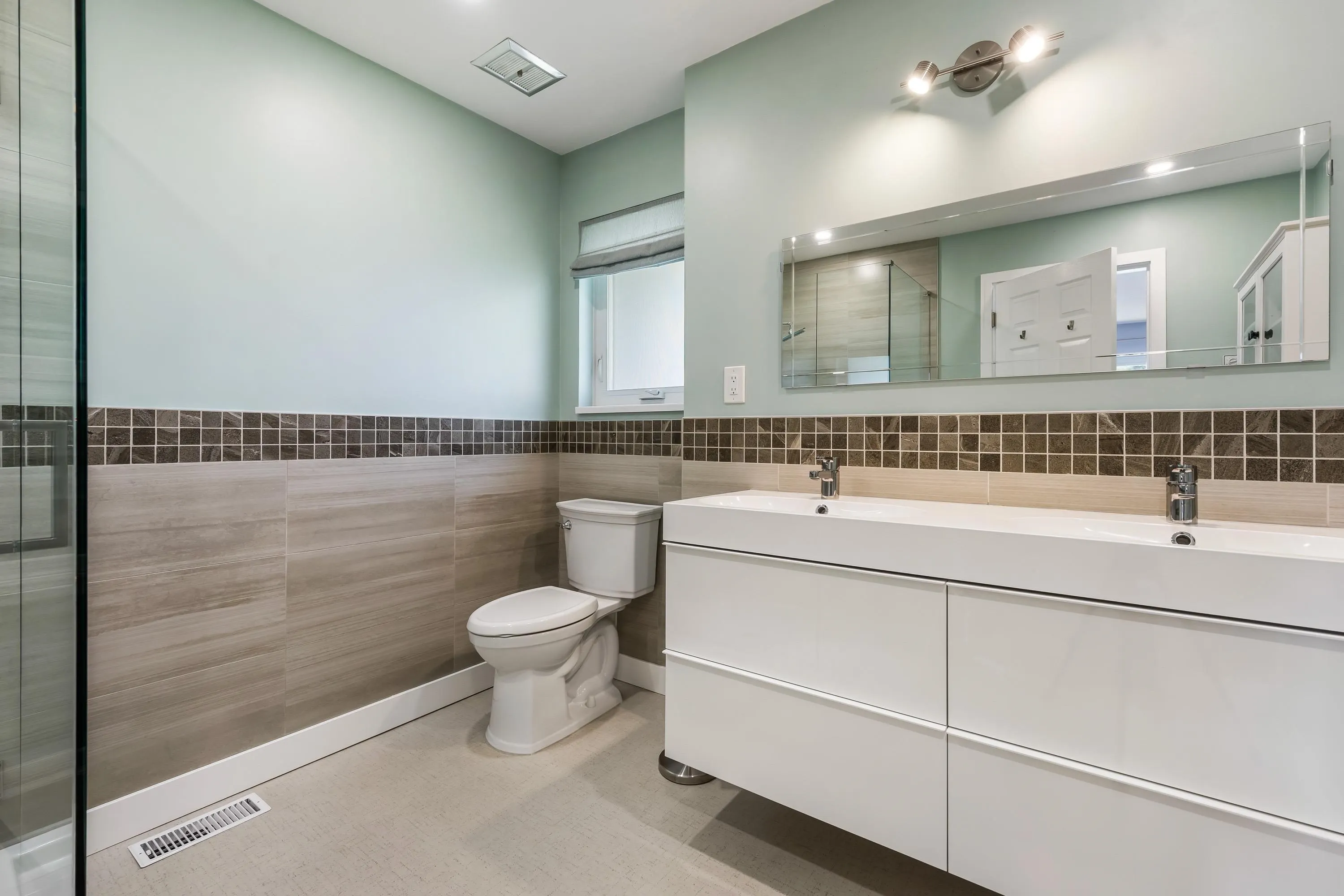 10023 Eagle Crescent