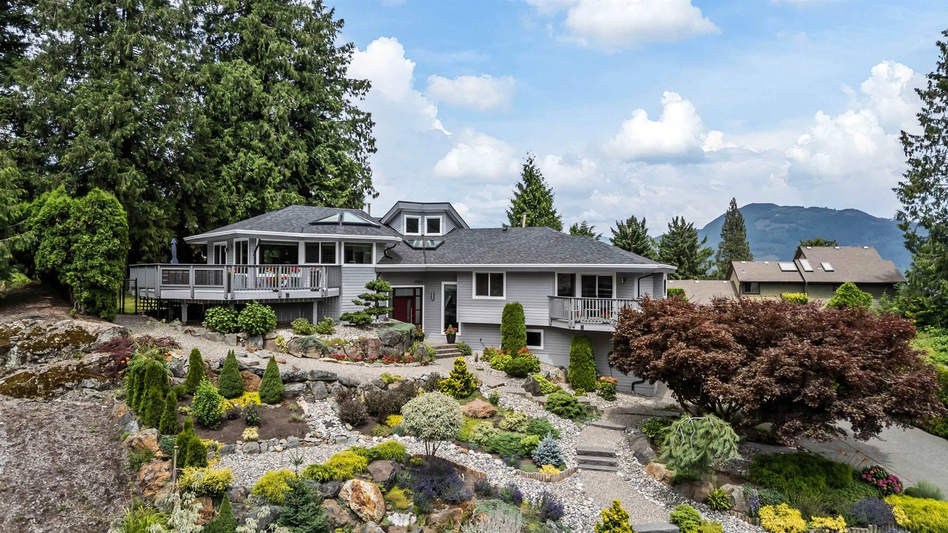 10023 Eagle Crescent