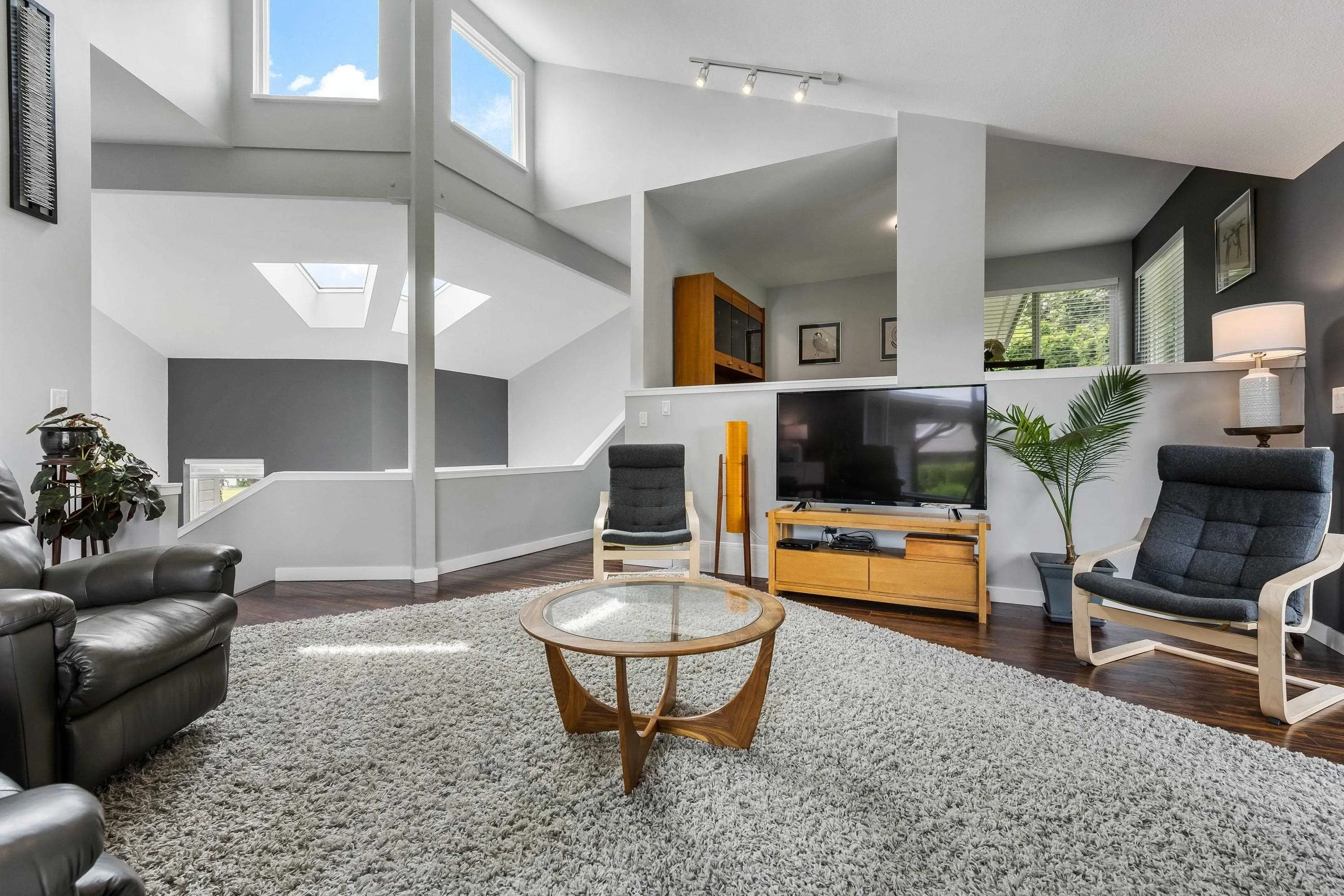 10023 Eagle Crescent