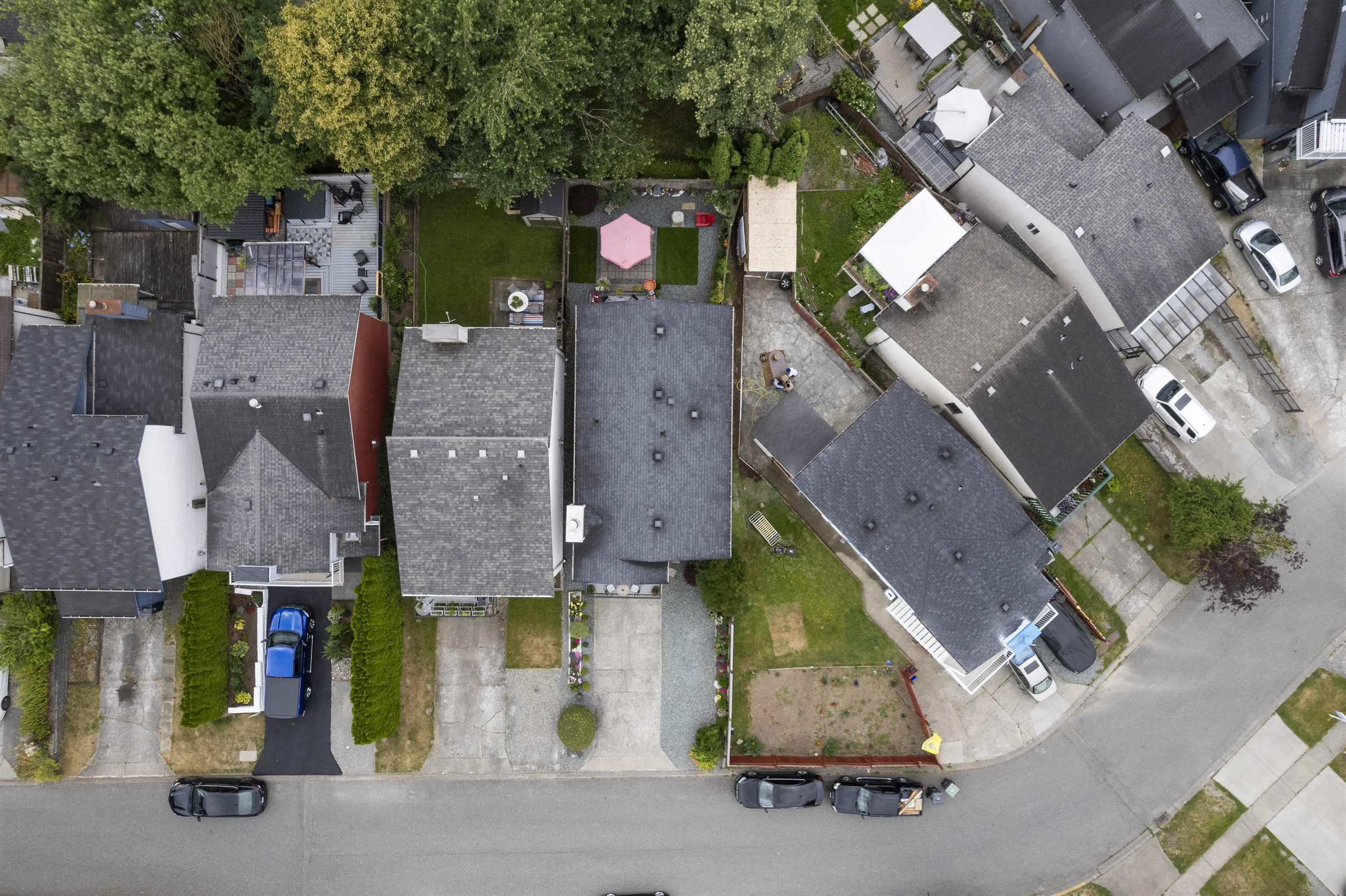 202 Davis Crescent