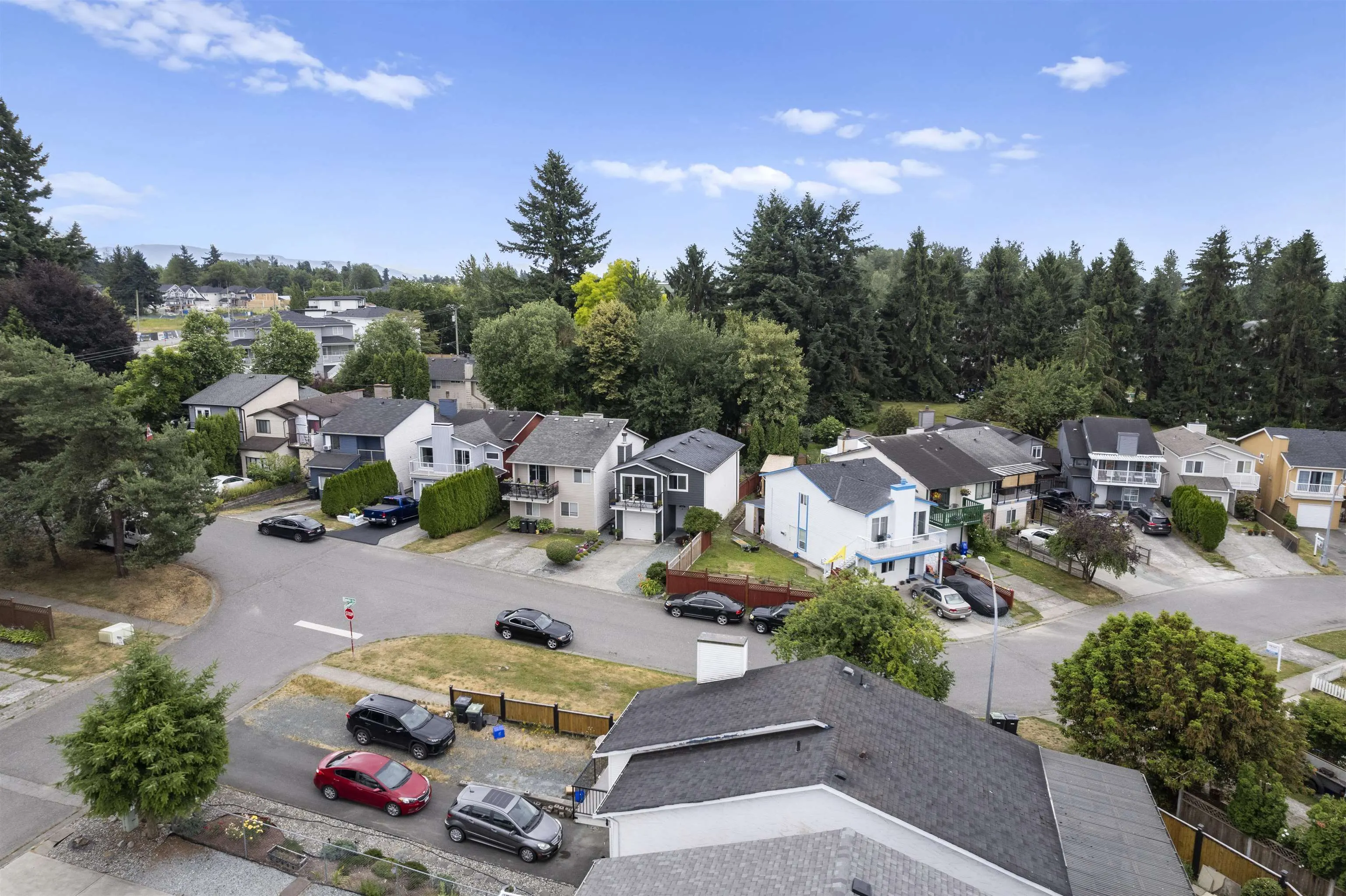 202 Davis Crescent