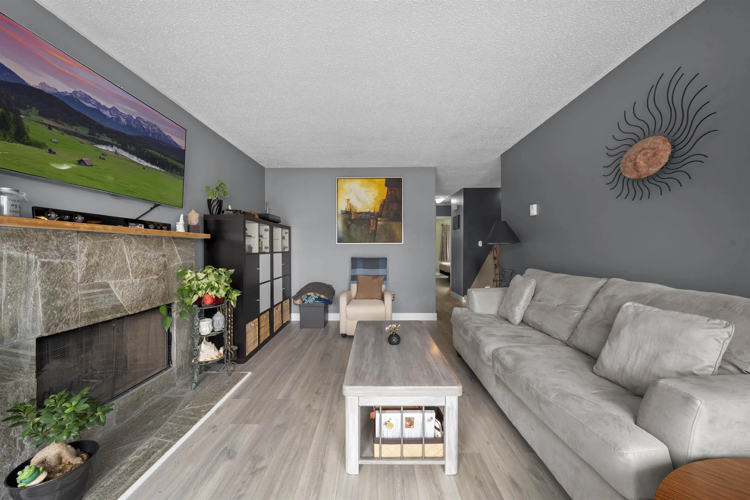 202 Davis Crescent