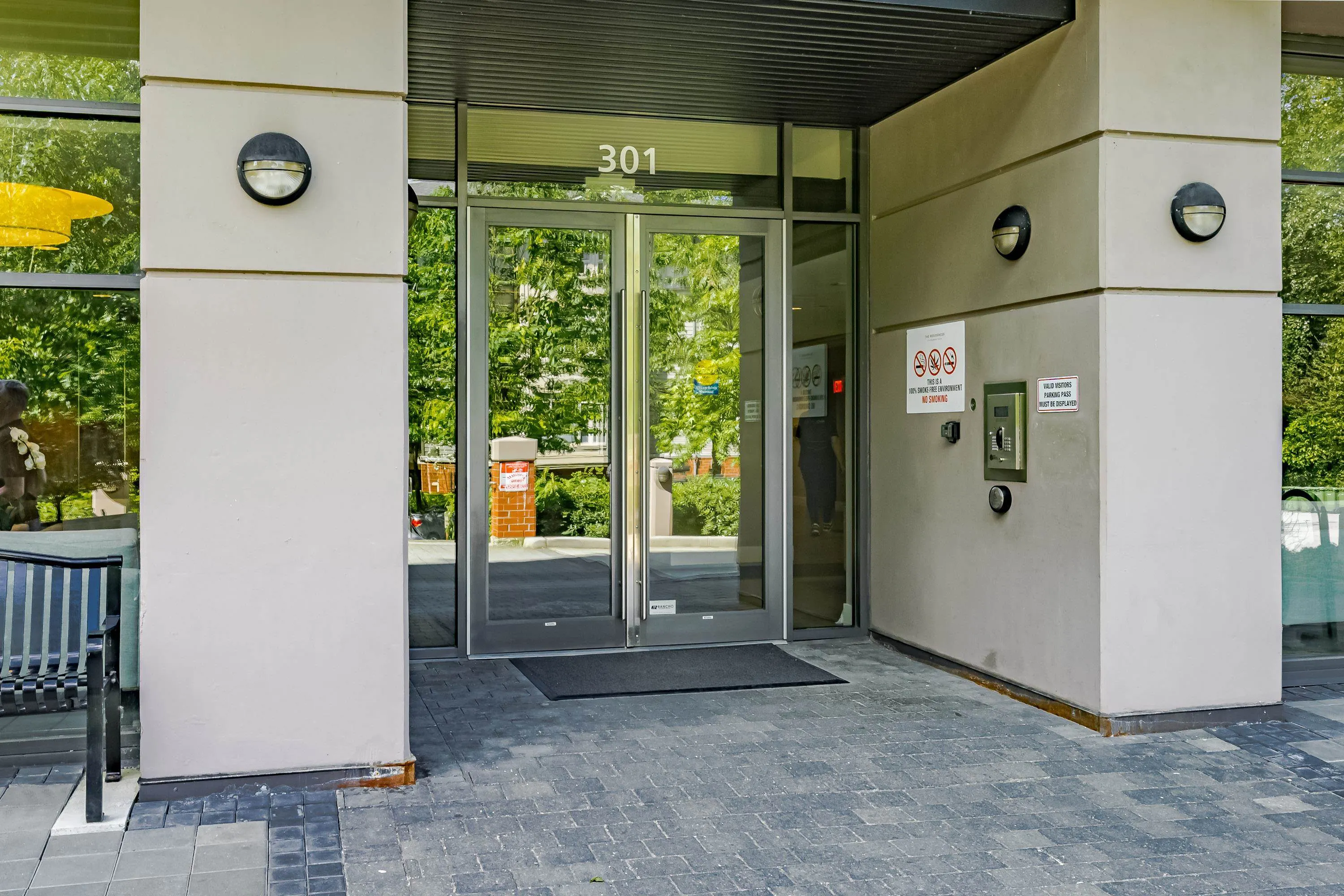 2201 301 Capilano Road
