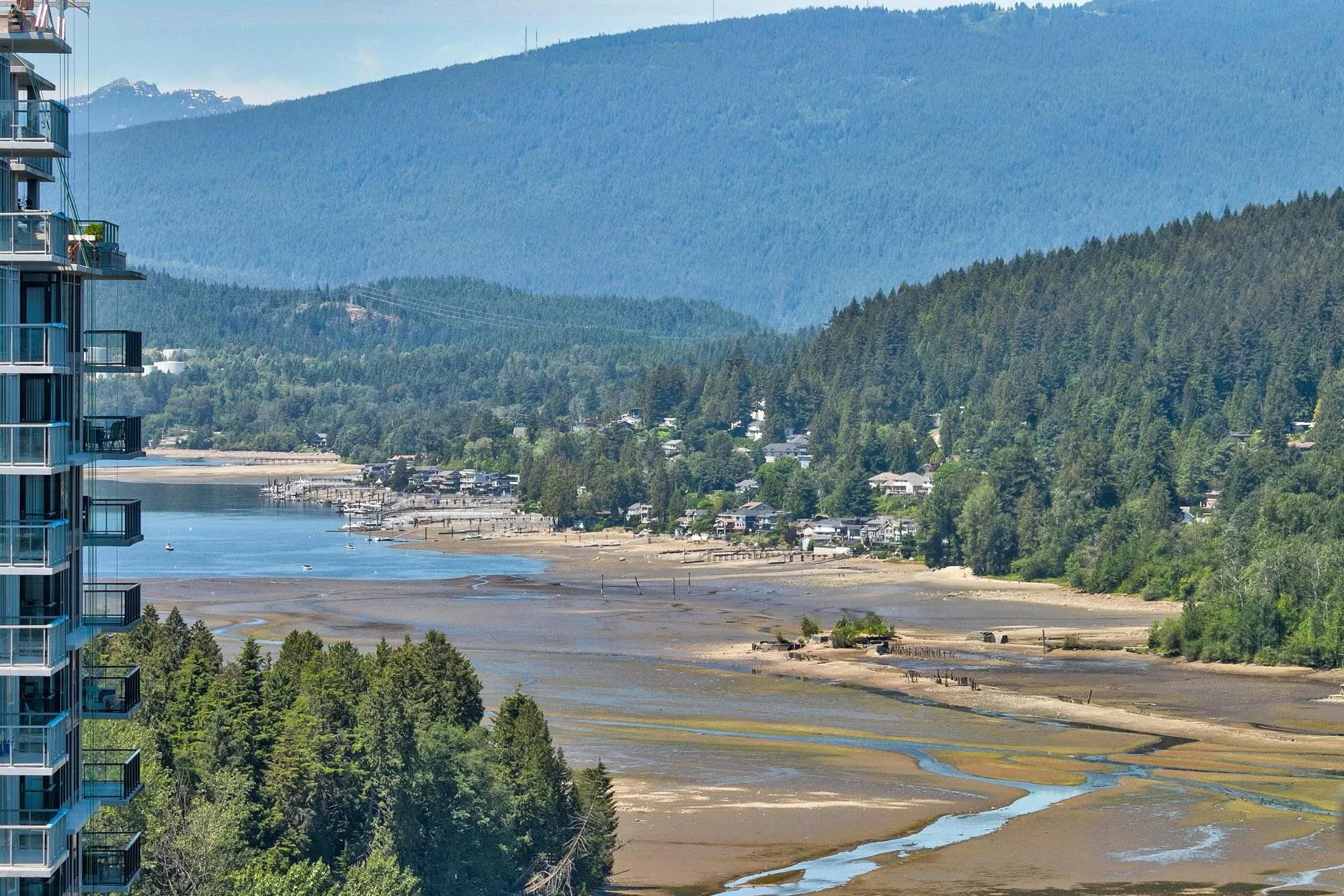 2201 301 Capilano Road