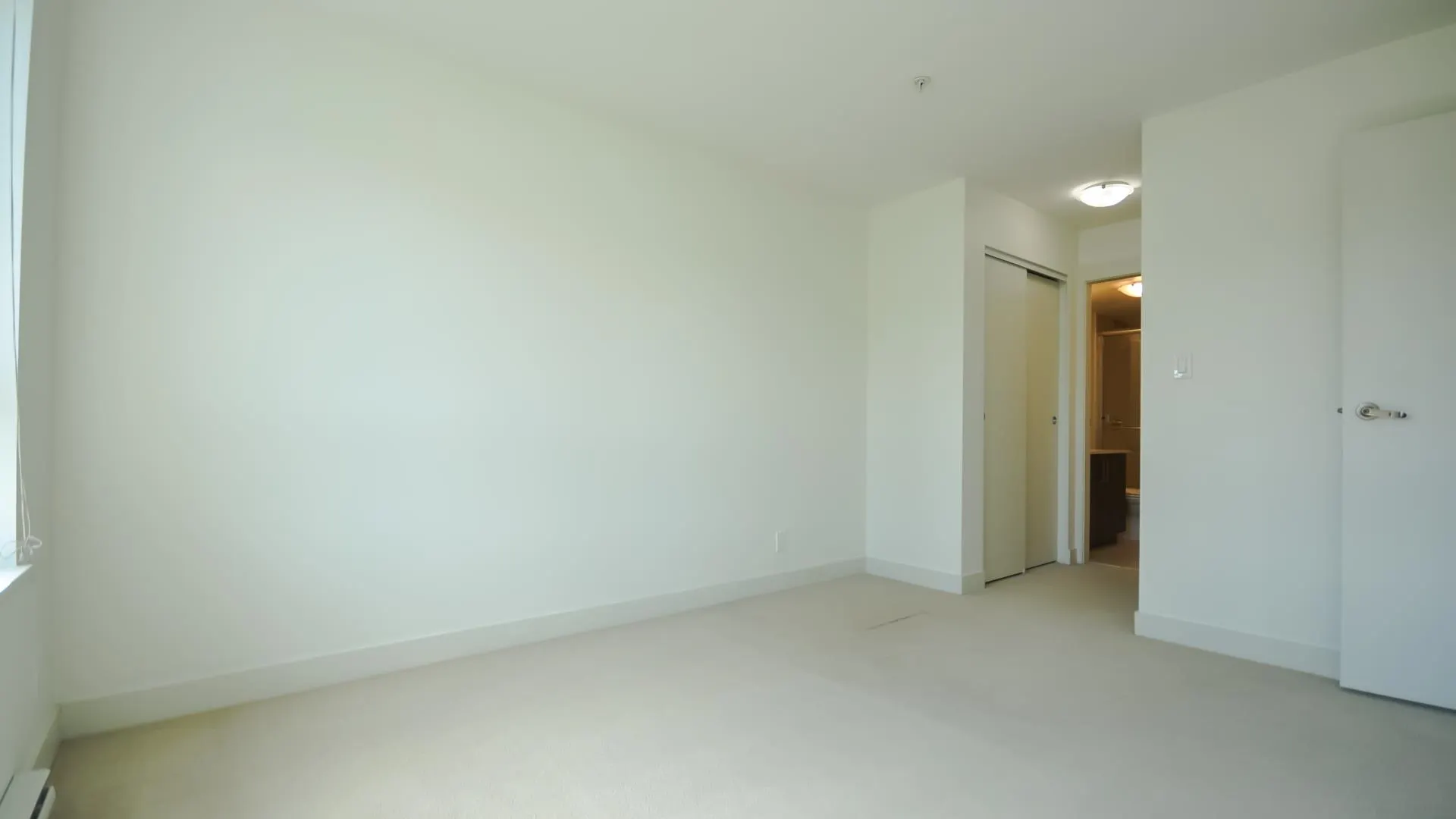 331 7088 14th Avenue