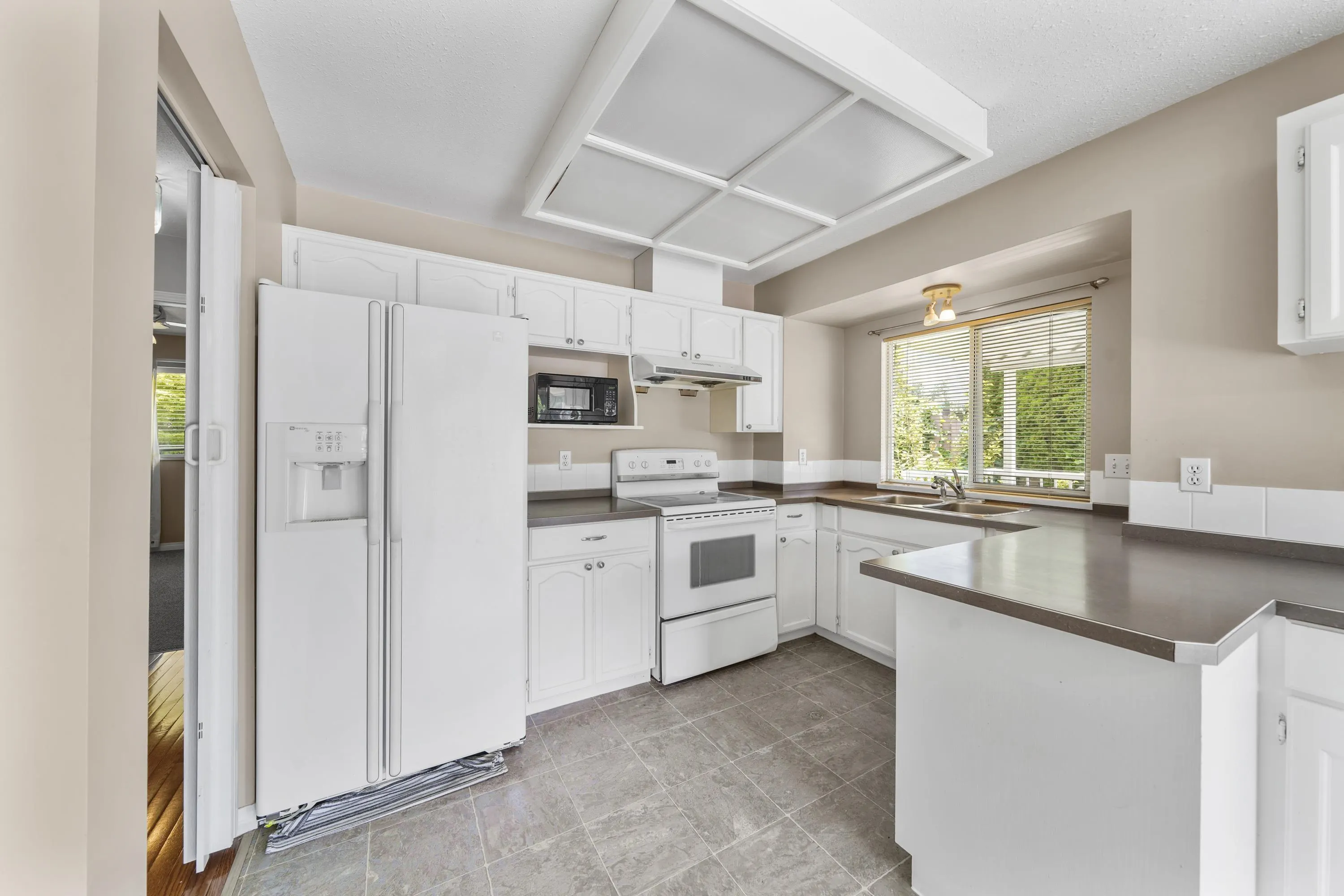 35351 Sandy Hill Road
