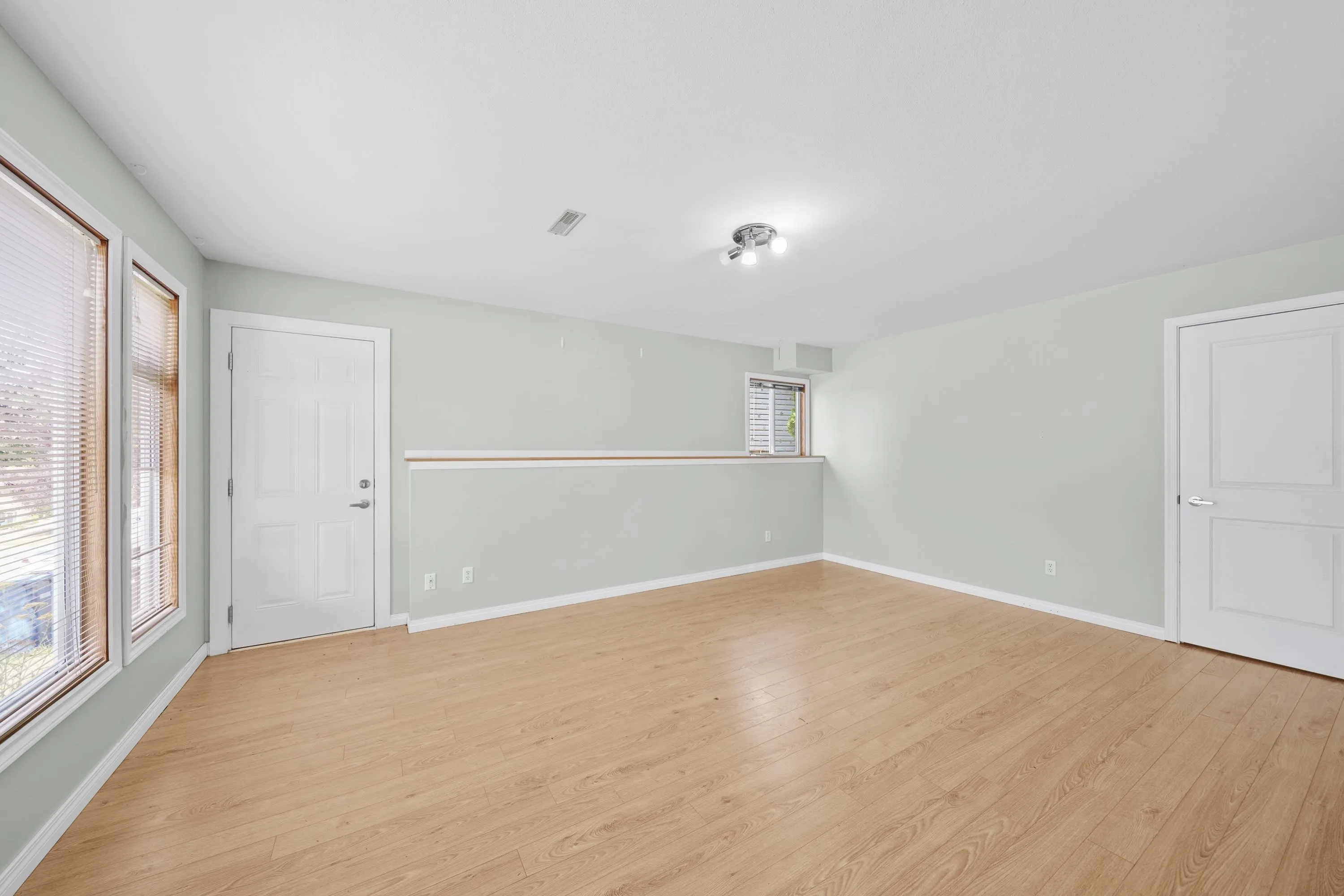 35351 Sandy Hill Road