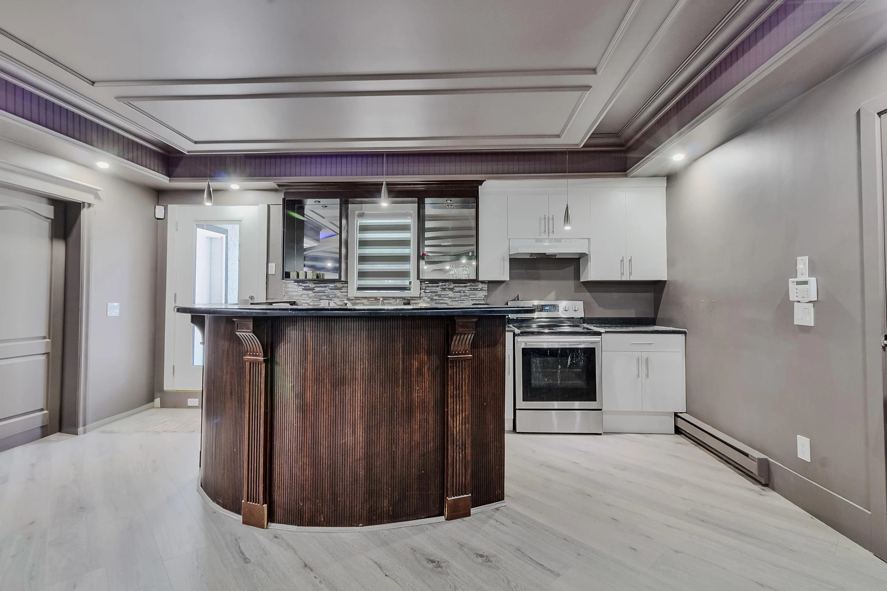 5733 W Kettle Crescent