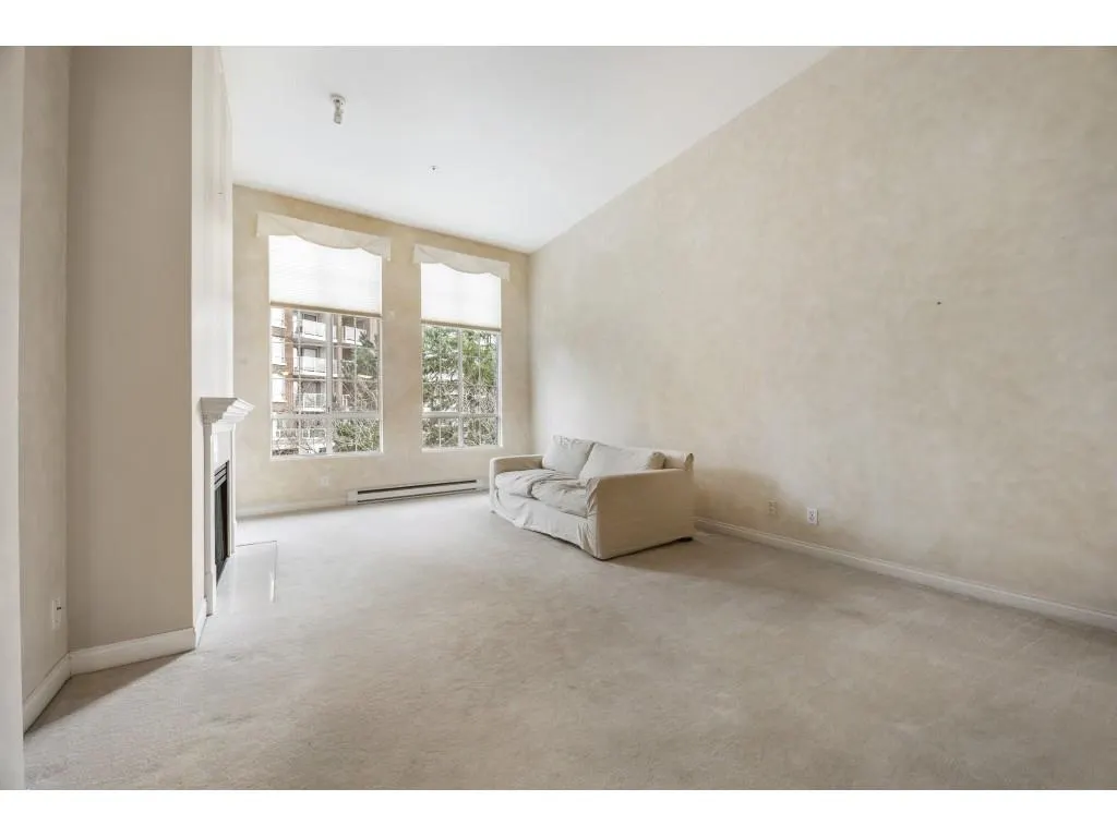 427 5835 Hampton Place