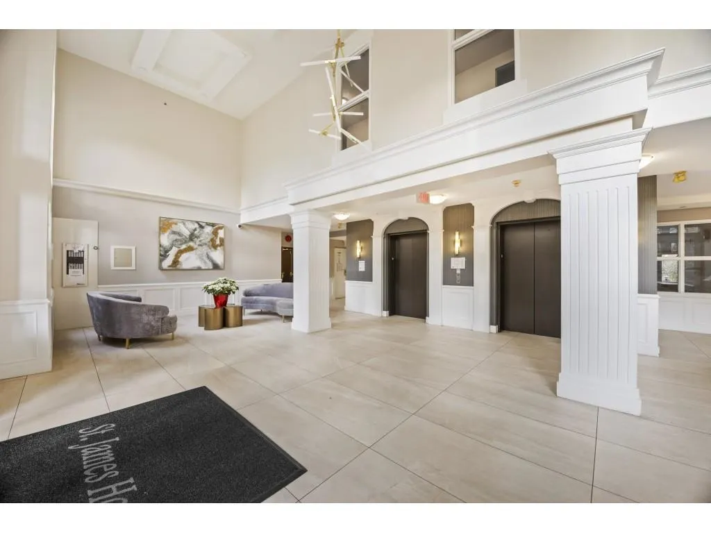 427 5835 Hampton Place