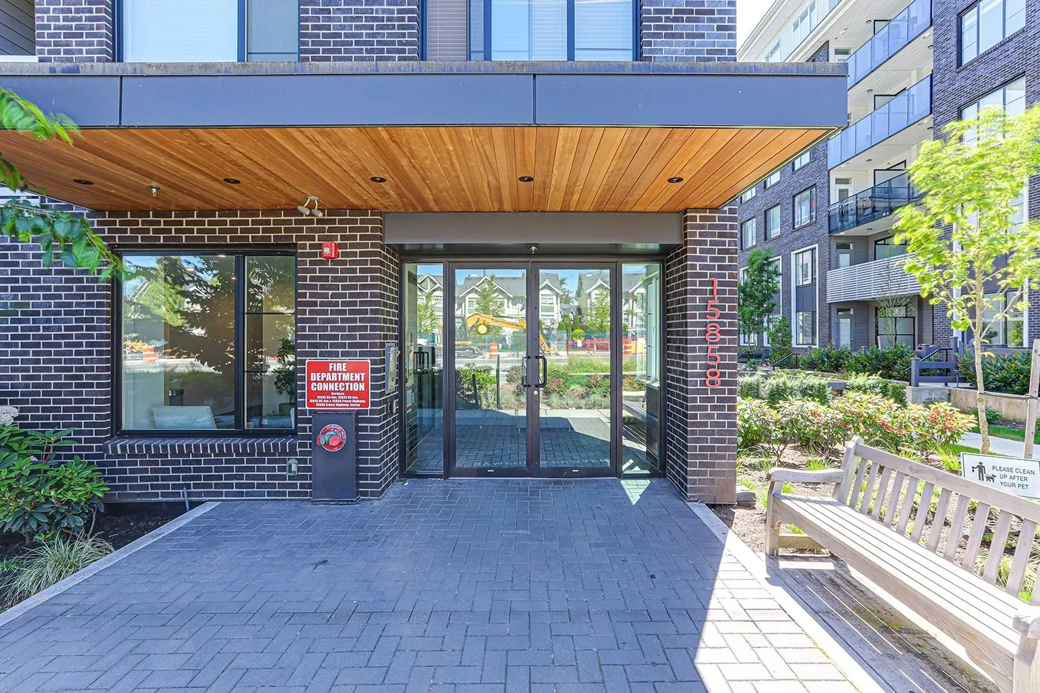 610 15858 Fraser Highway