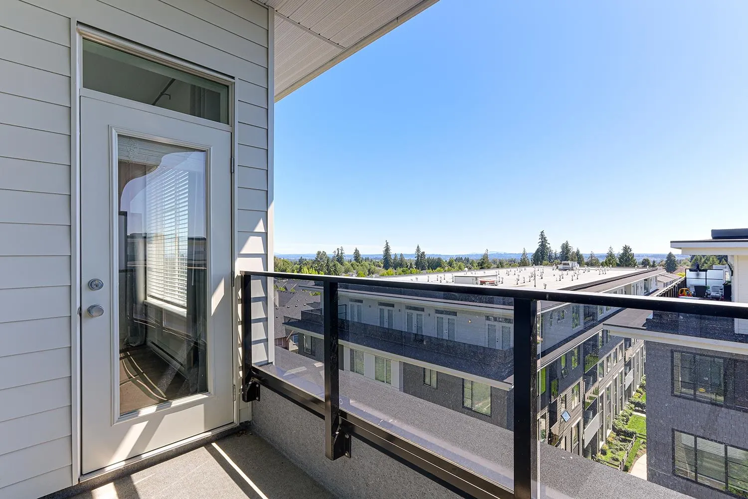 610 15858 Fraser Highway