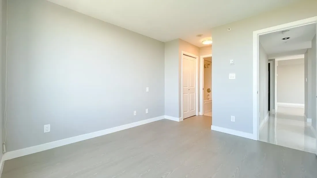 1708 9180 Hemlock Drive