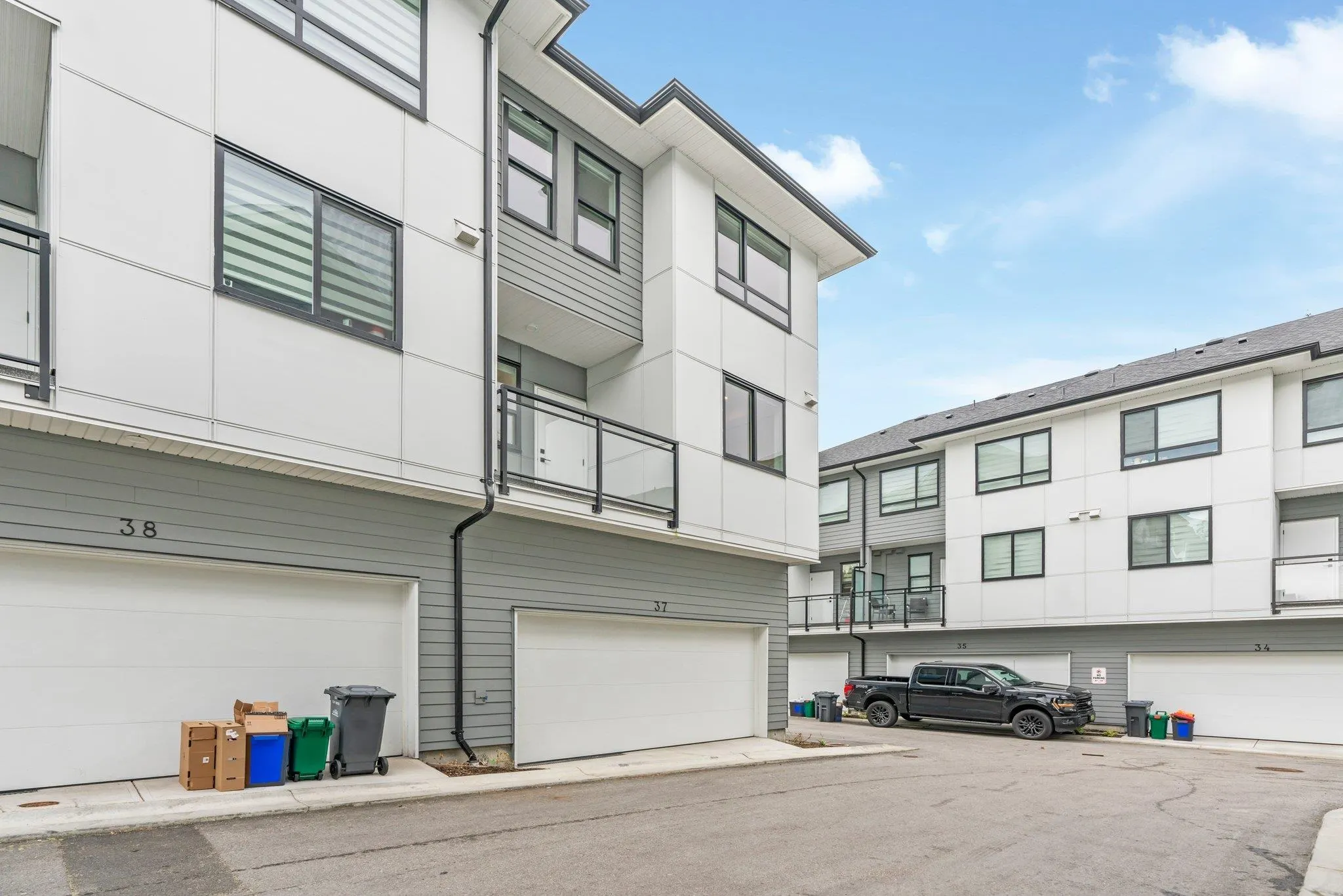 37 12635 63 Avenue