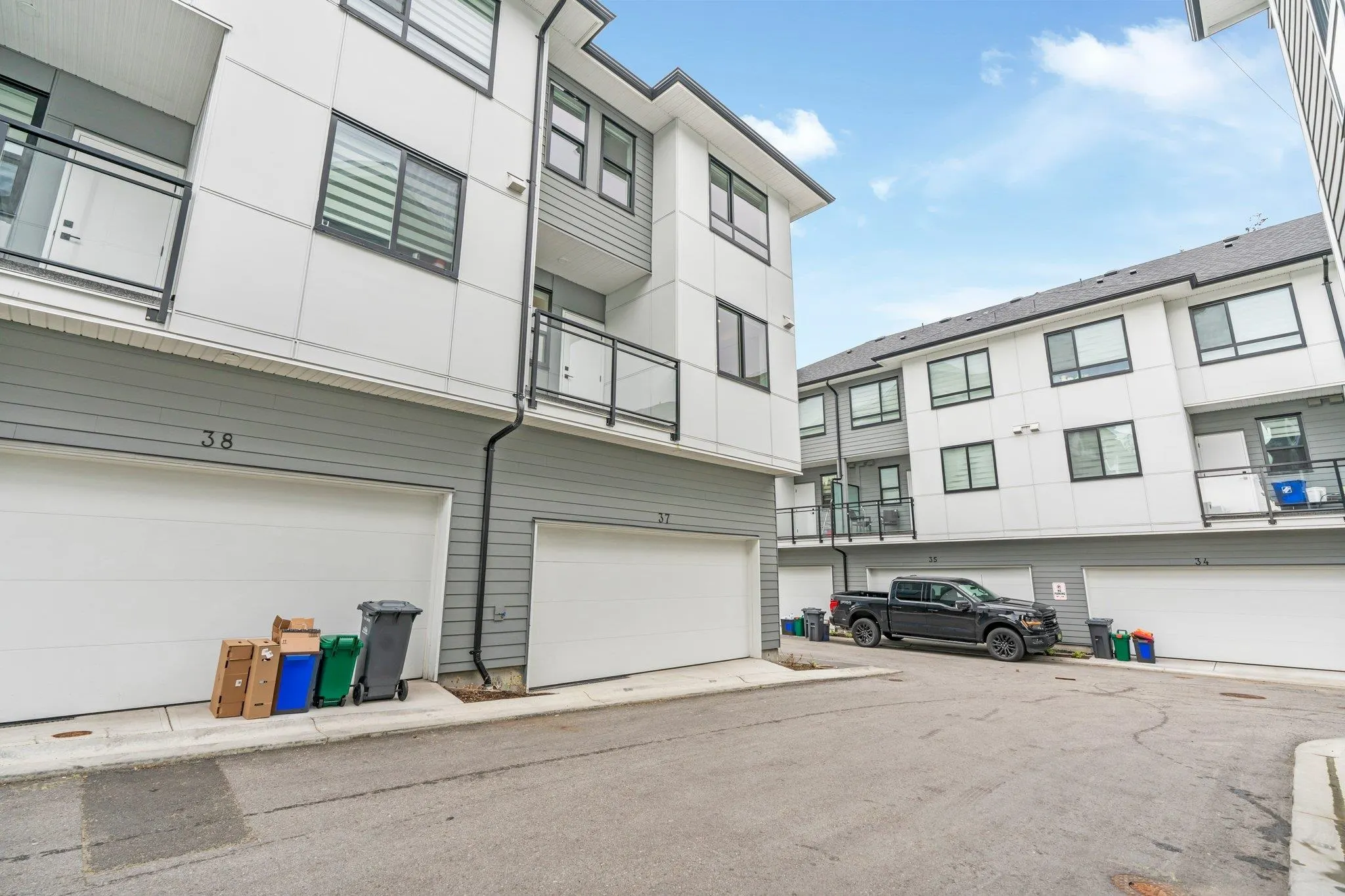 37 12635 63 Avenue