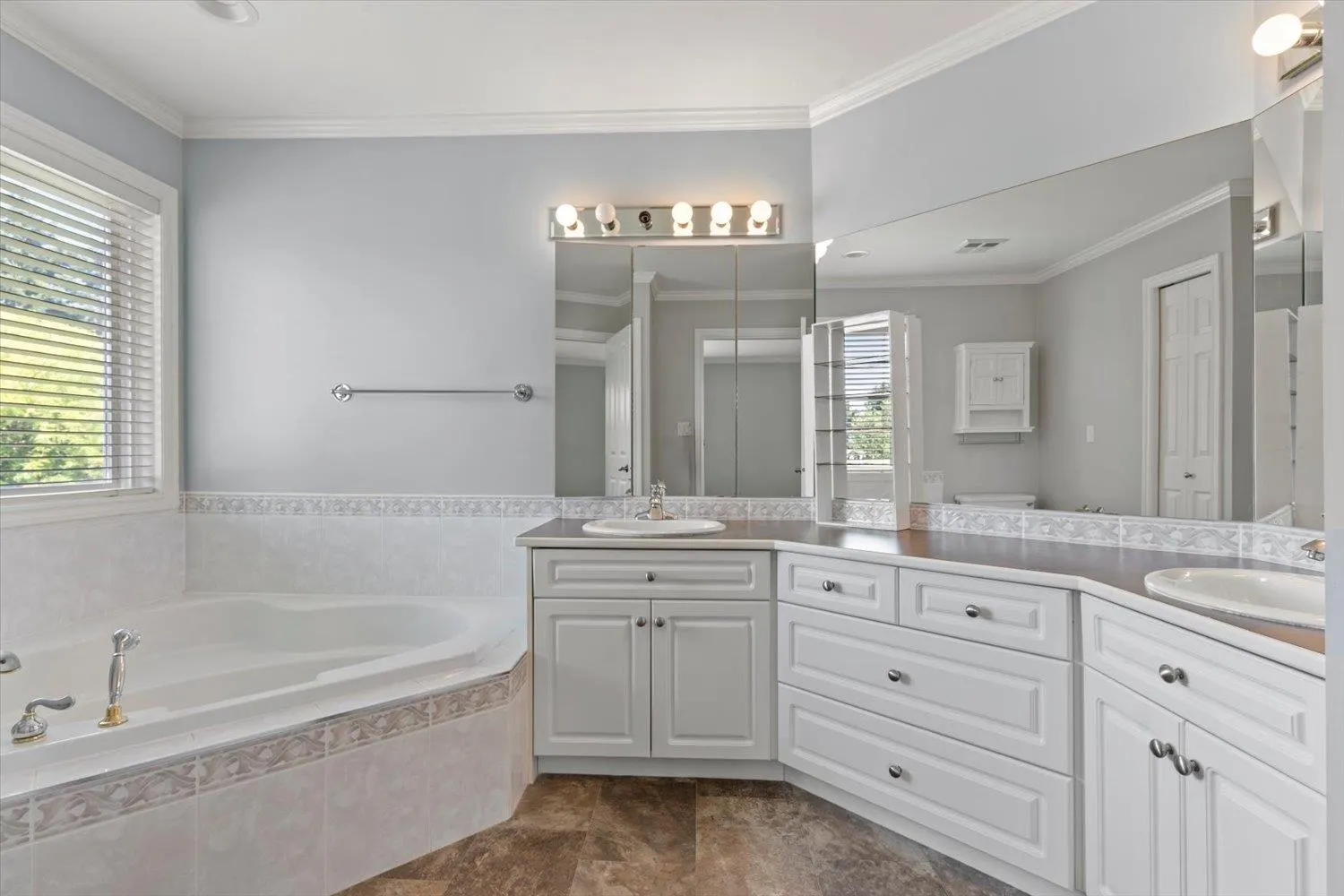 30687 Steelhead Court