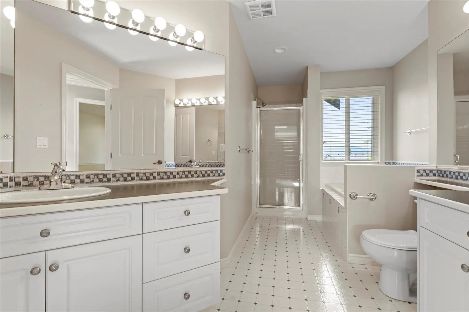 30687 Steelhead Court