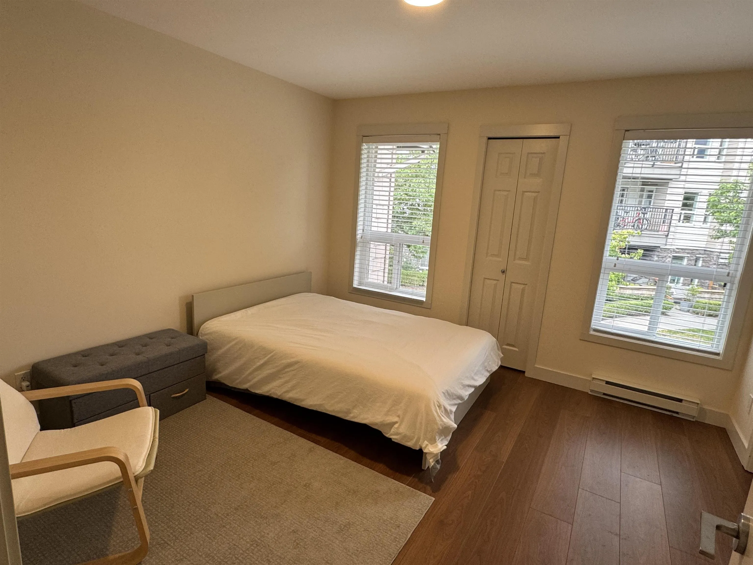 17 1204 Main Street