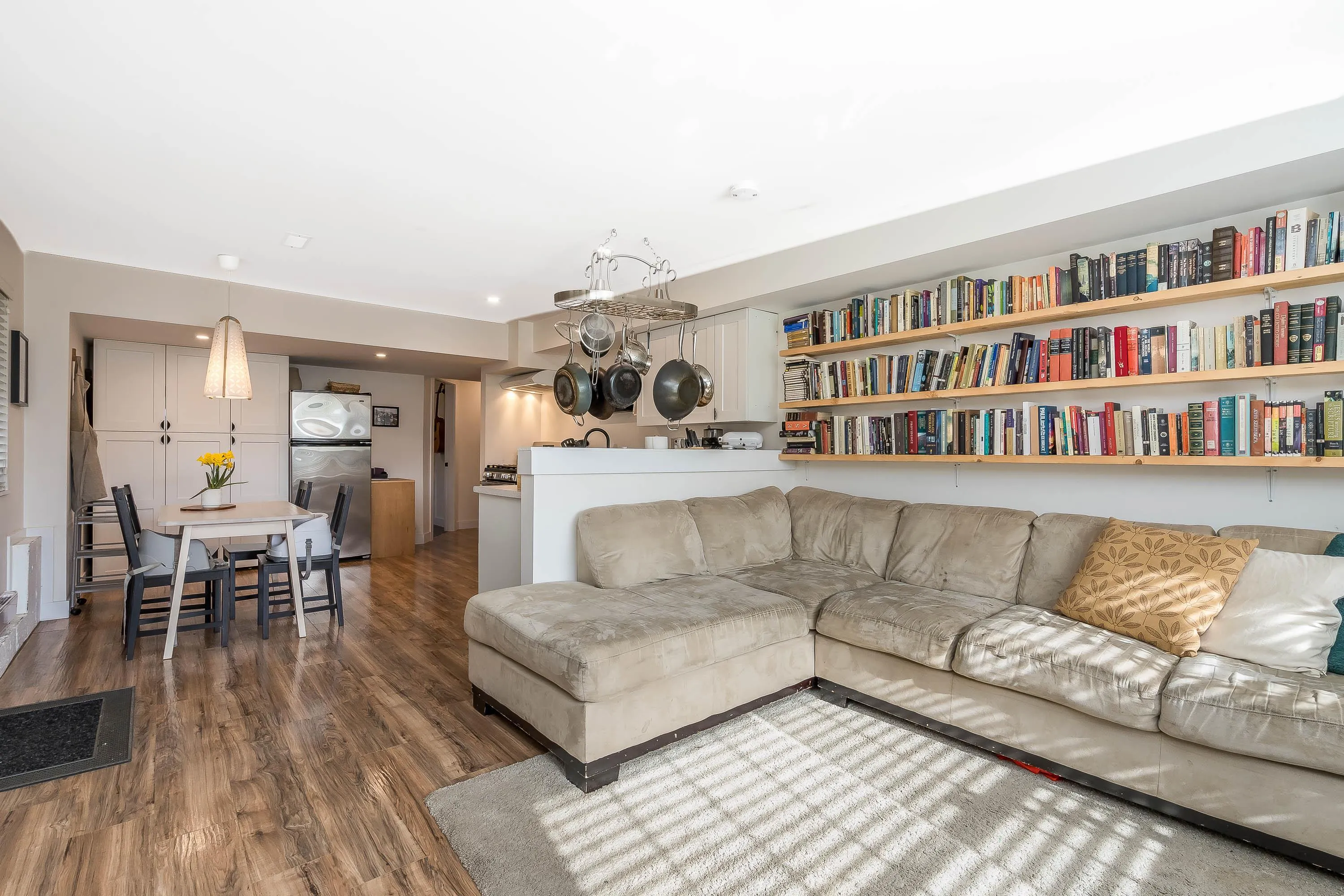 2245 Foothills Court